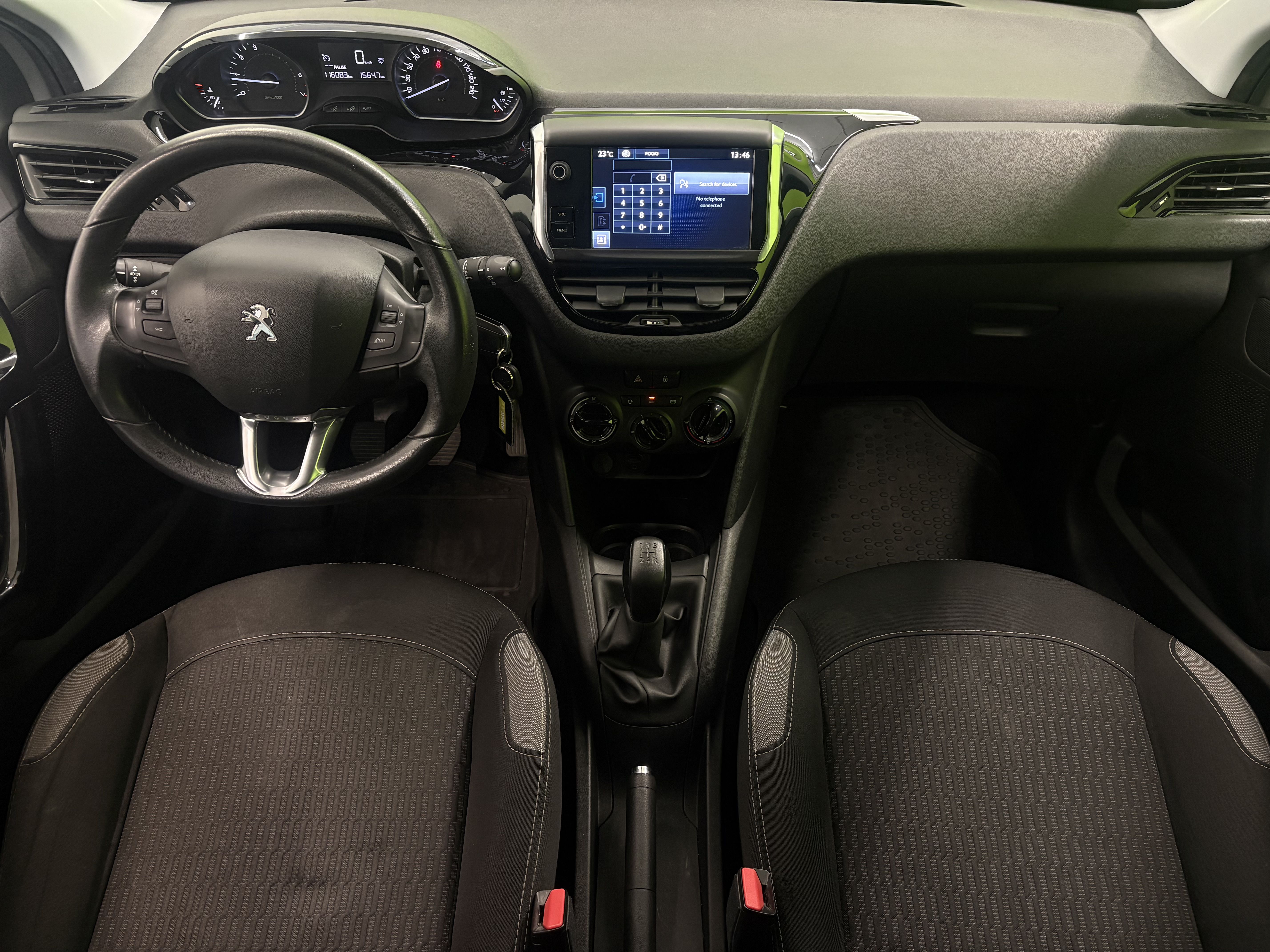 Peugeot 208 2016