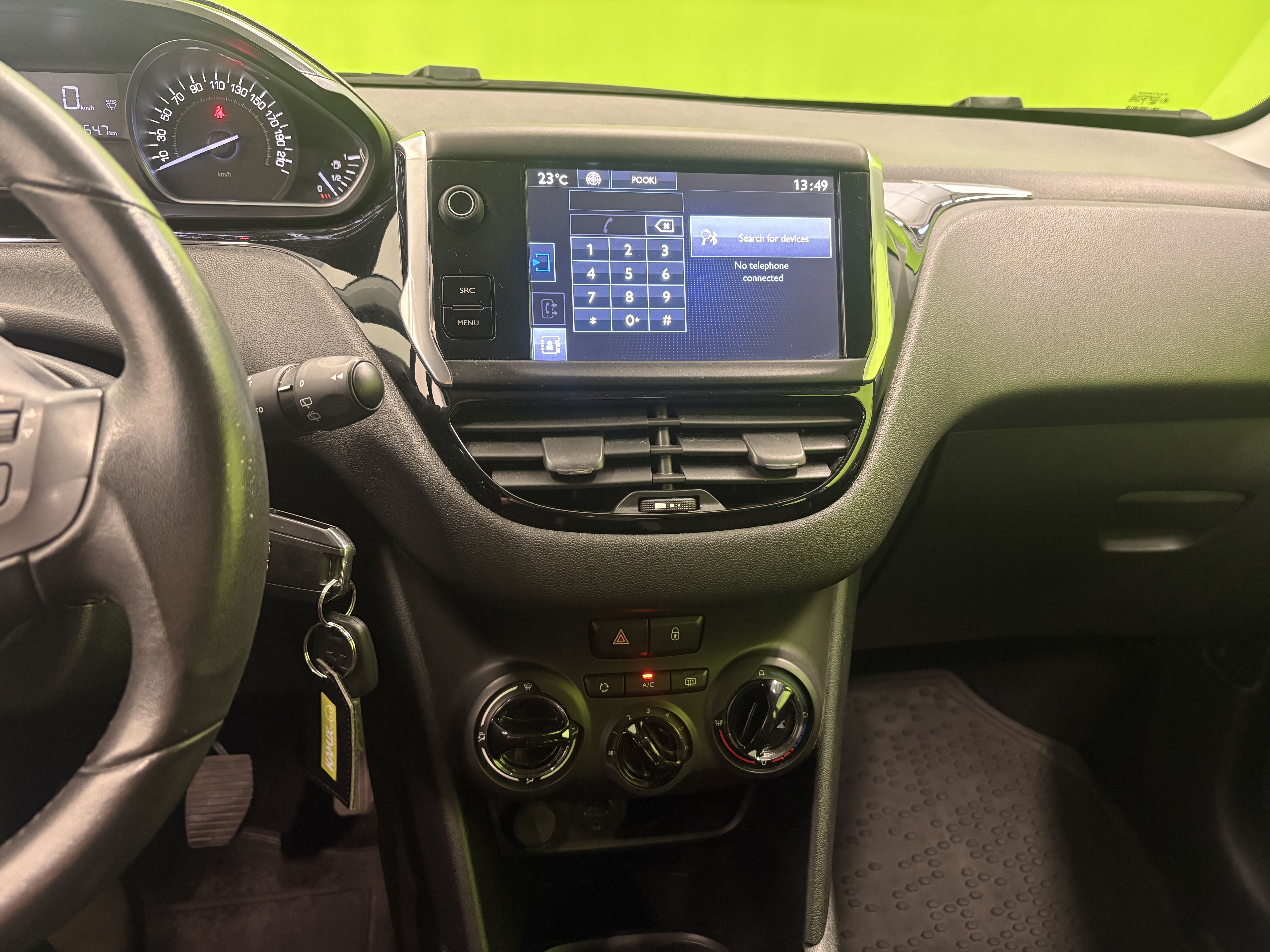 Peugeot 208 2016