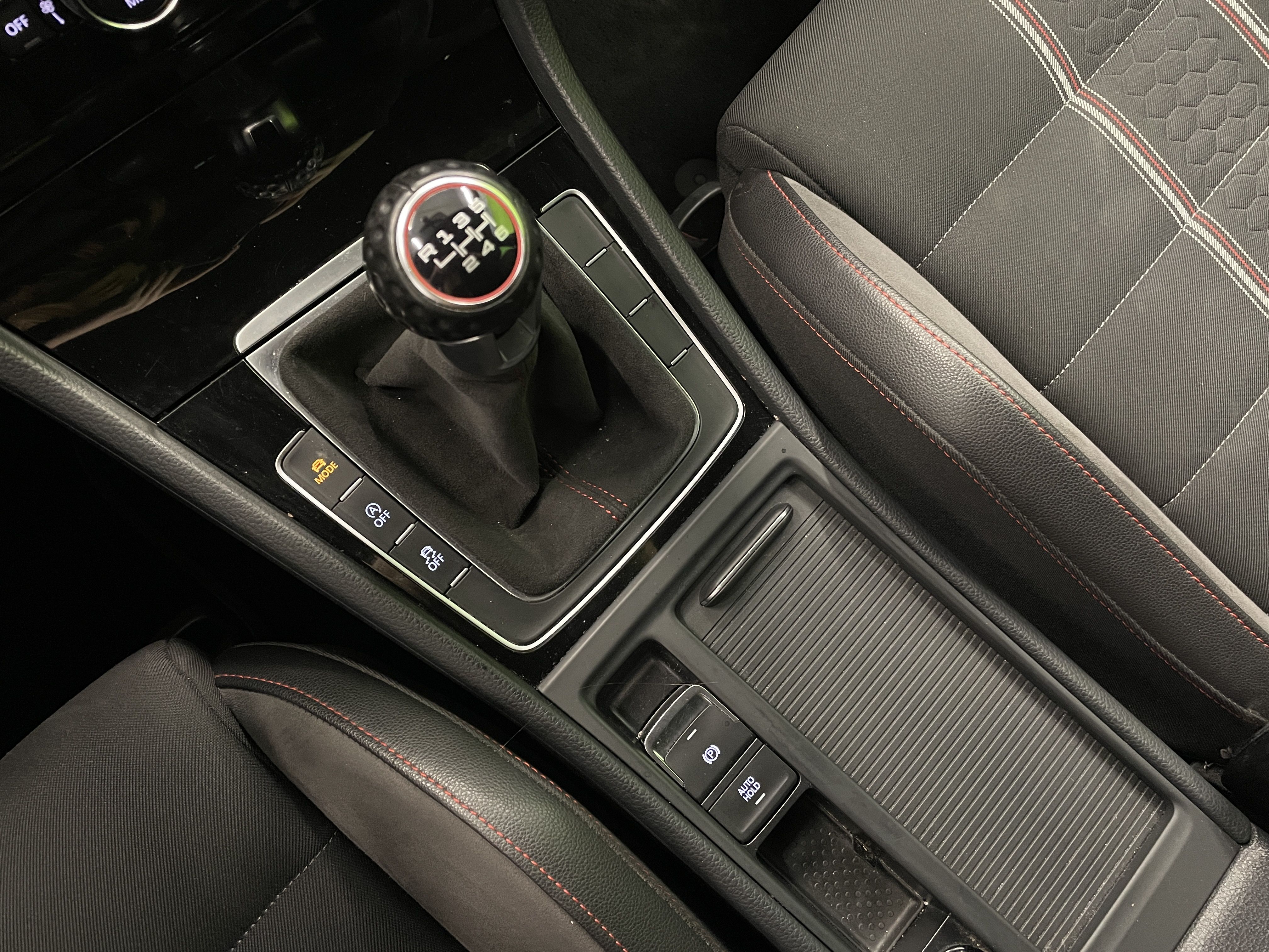 Volkswagen Golf 2016