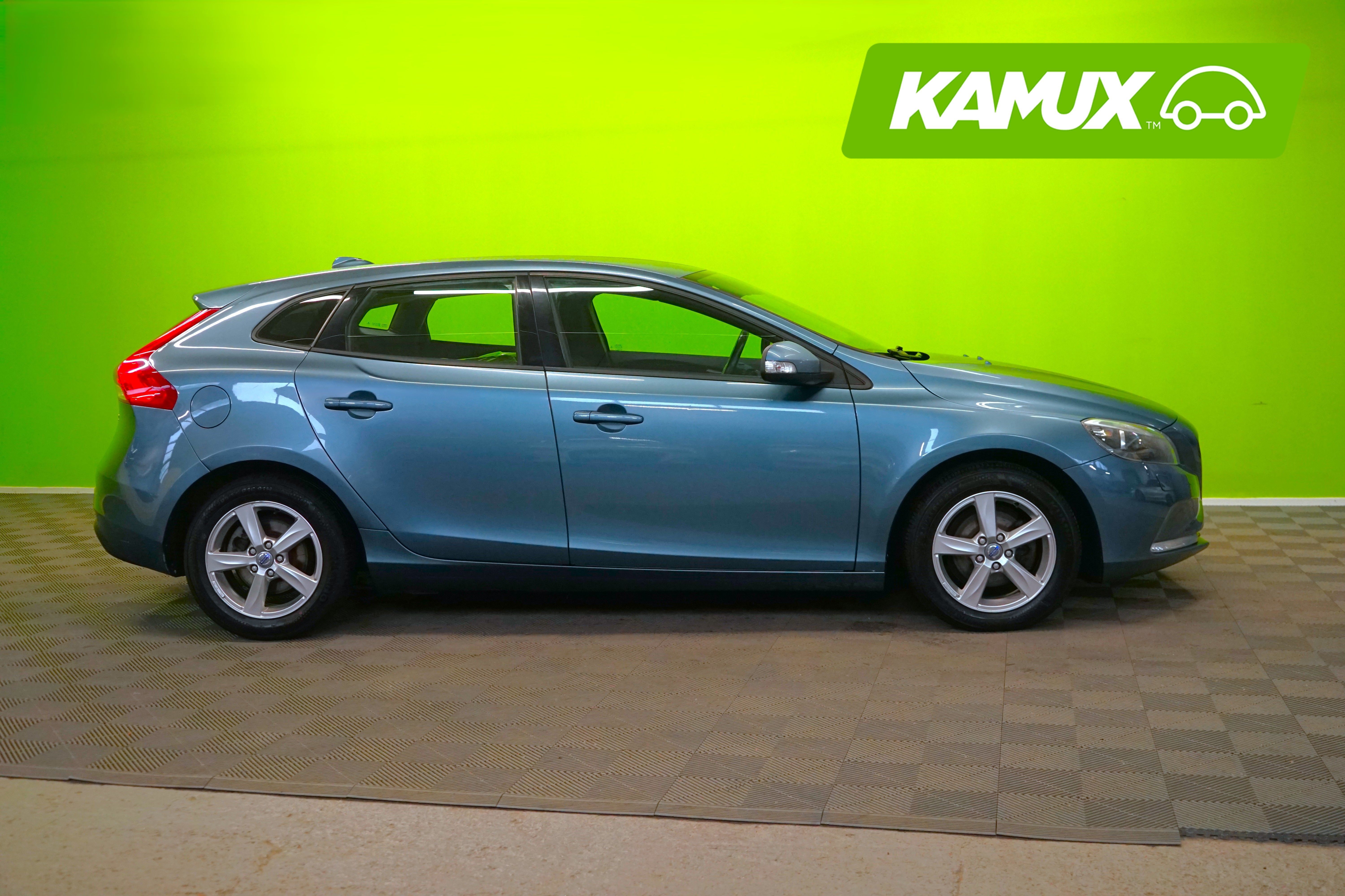 Volvo V40 2013