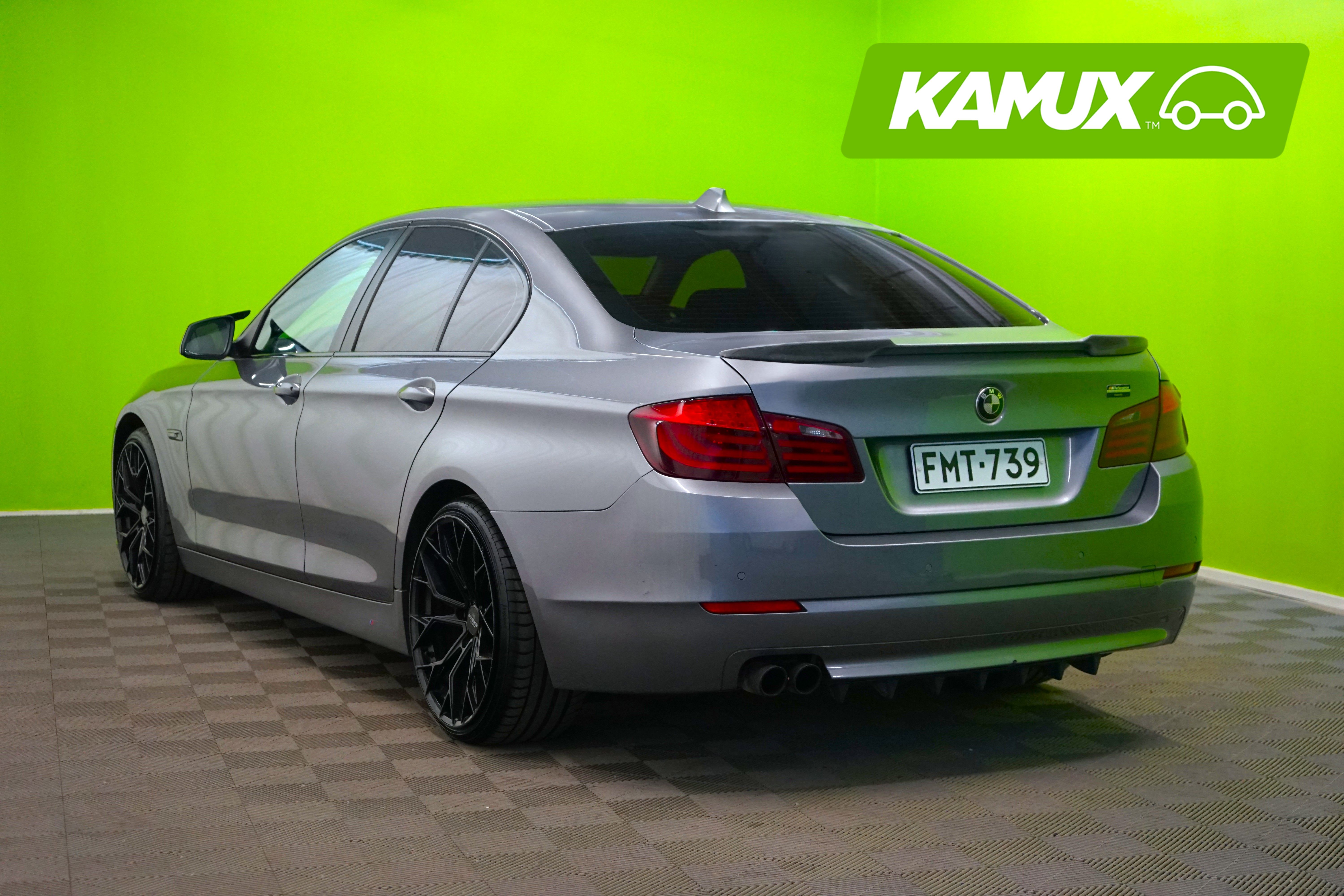 BMW 520 2010
