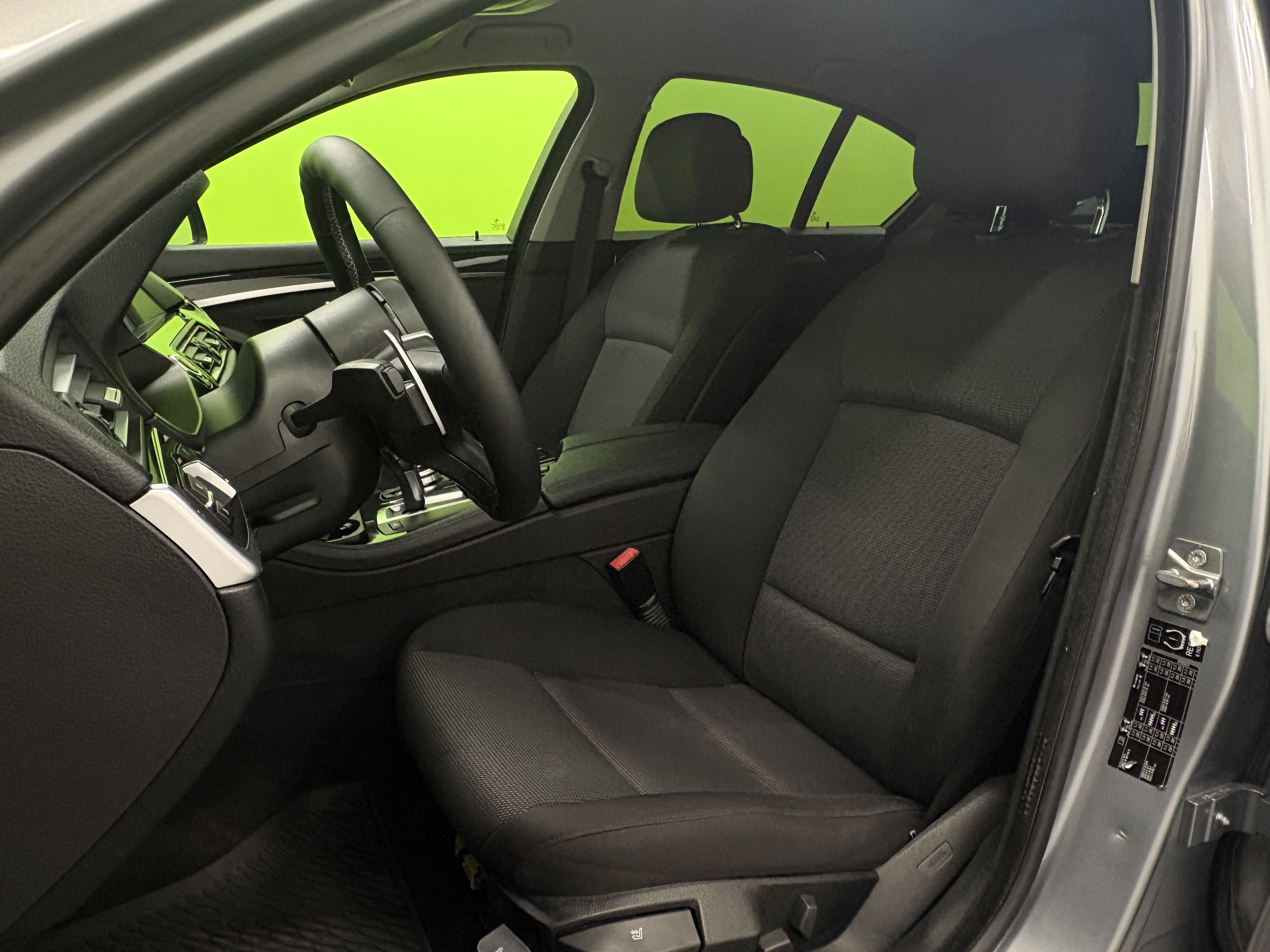 BMW 520 2010