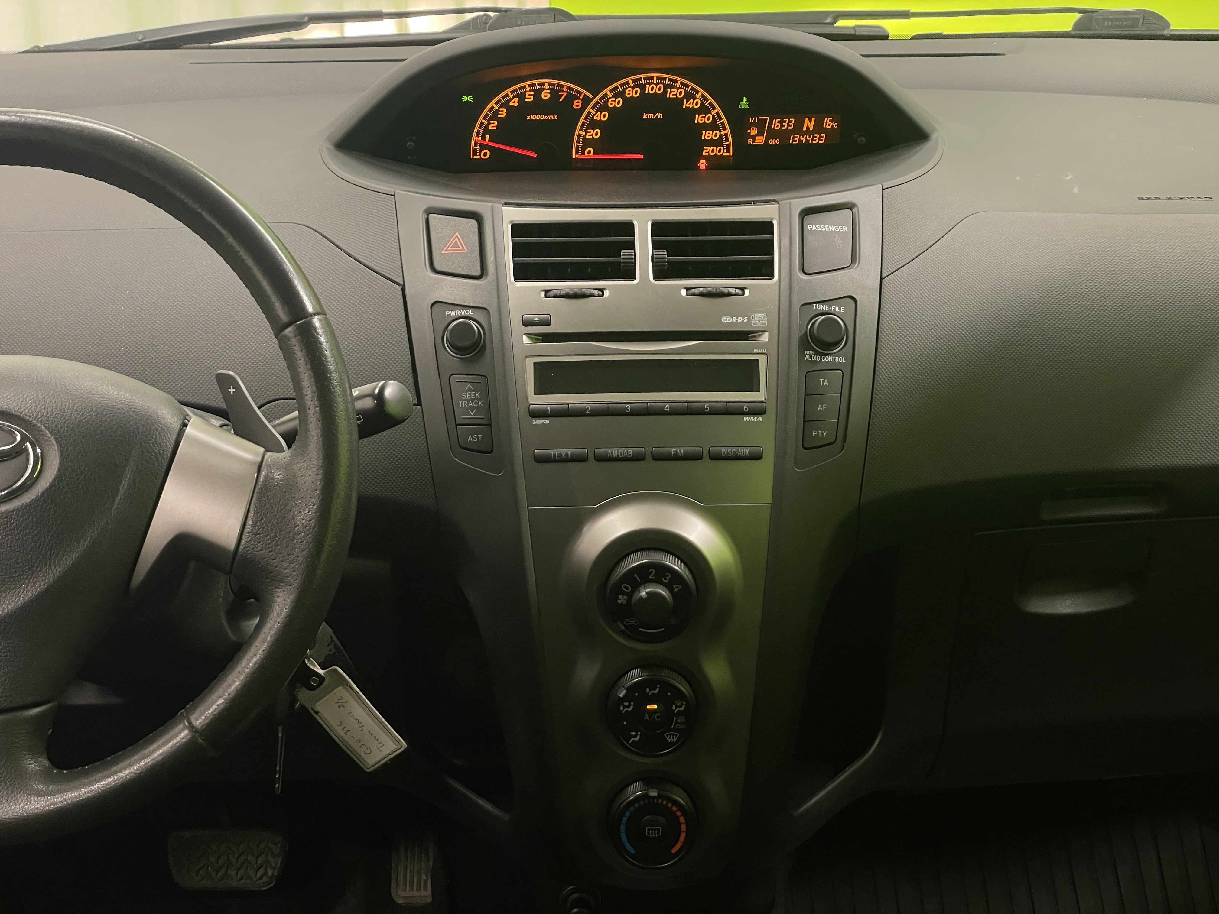 Toyota Yaris 2011