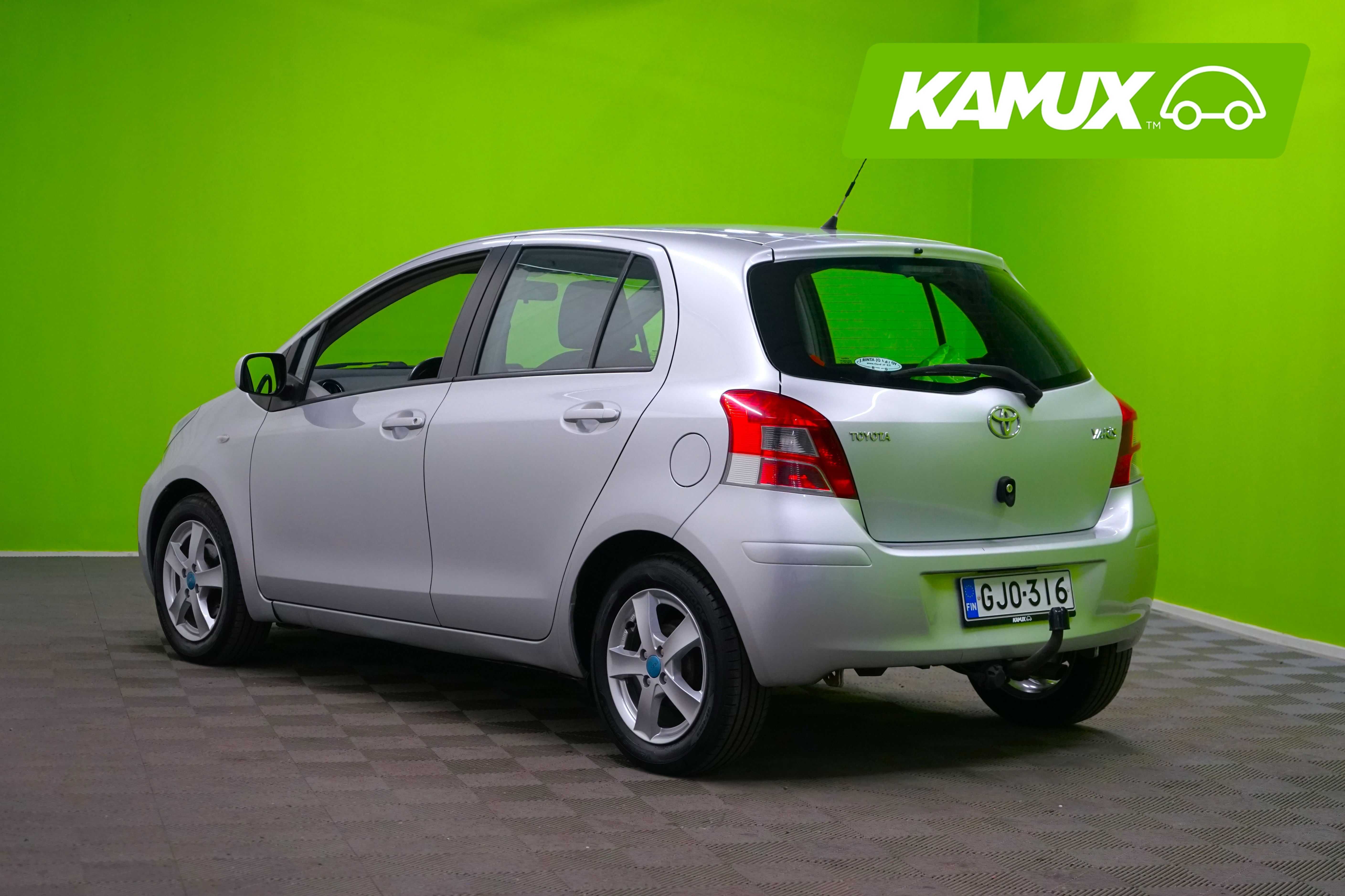 Toyota Yaris 2011