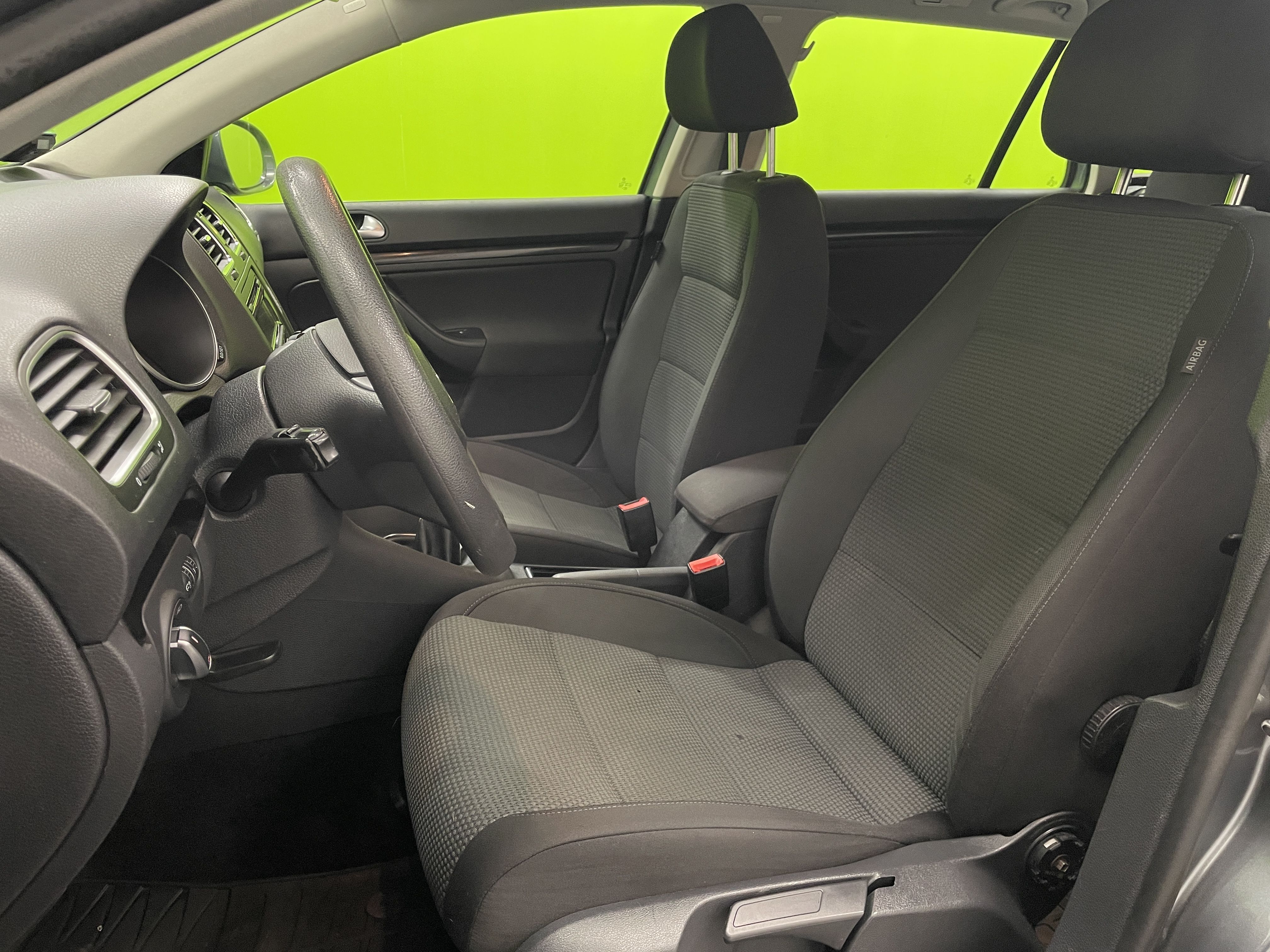 Volkswagen Golf 2011