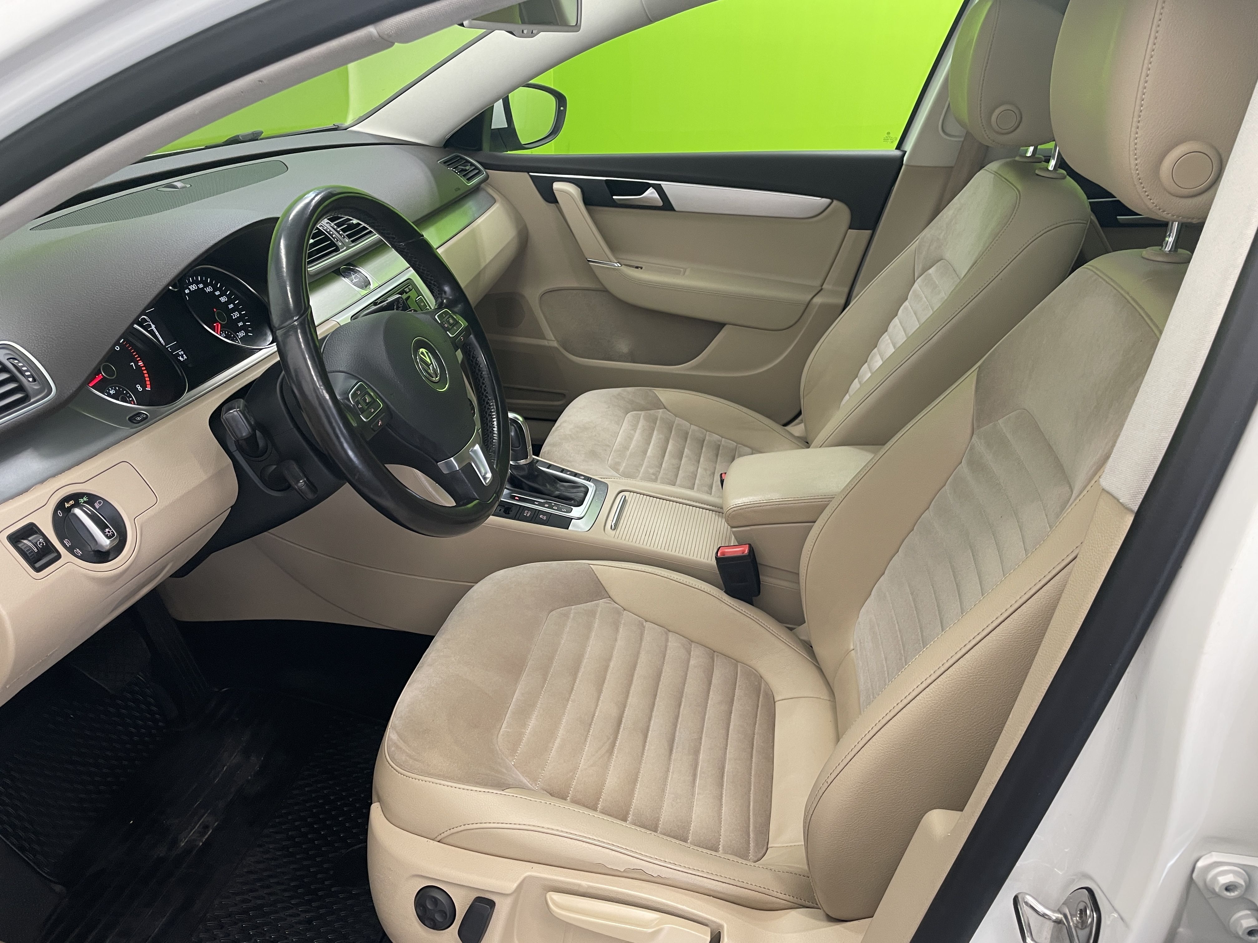 Volkswagen Passat 2013