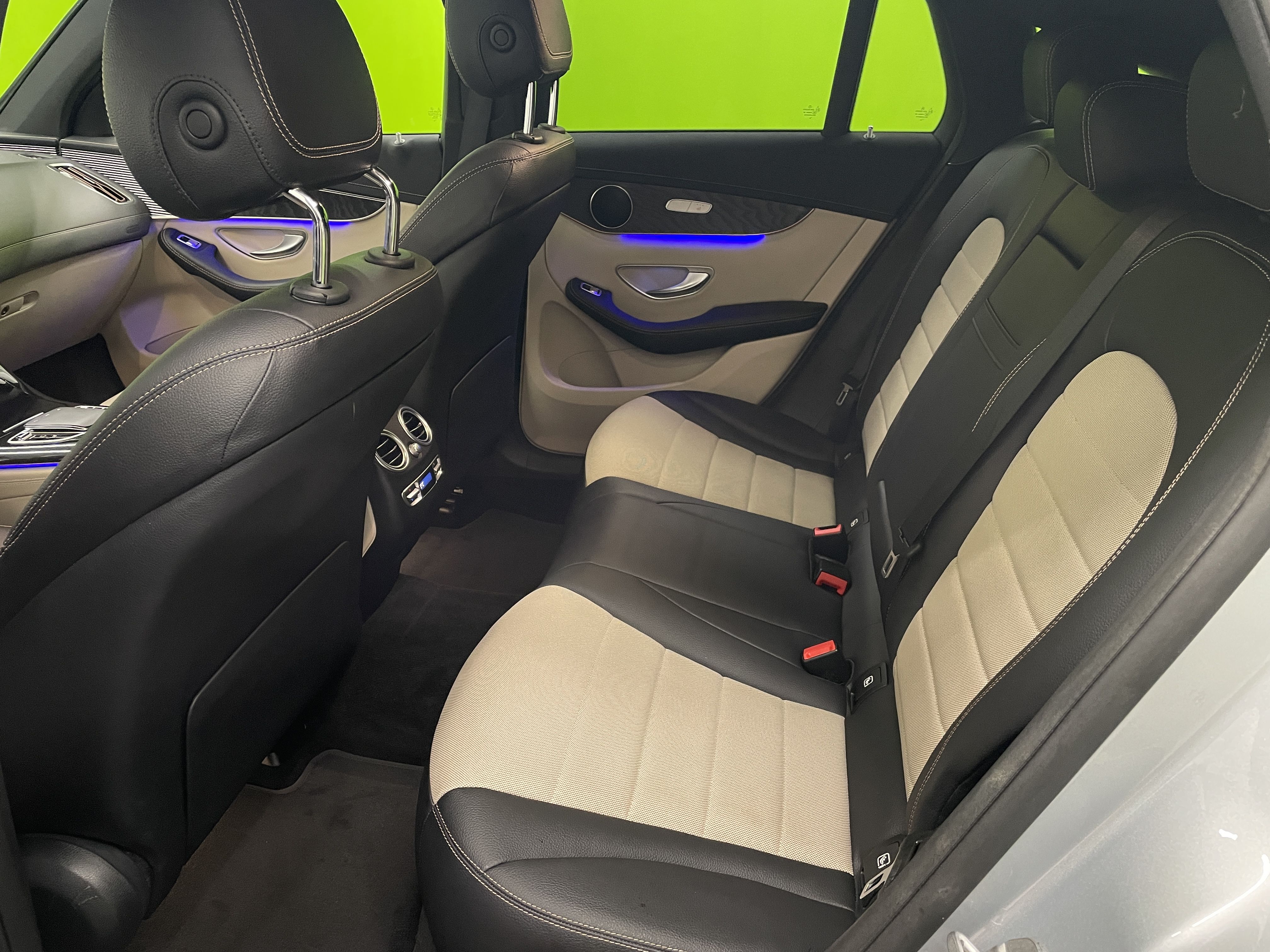 Mercedes-Benz EQC 2020