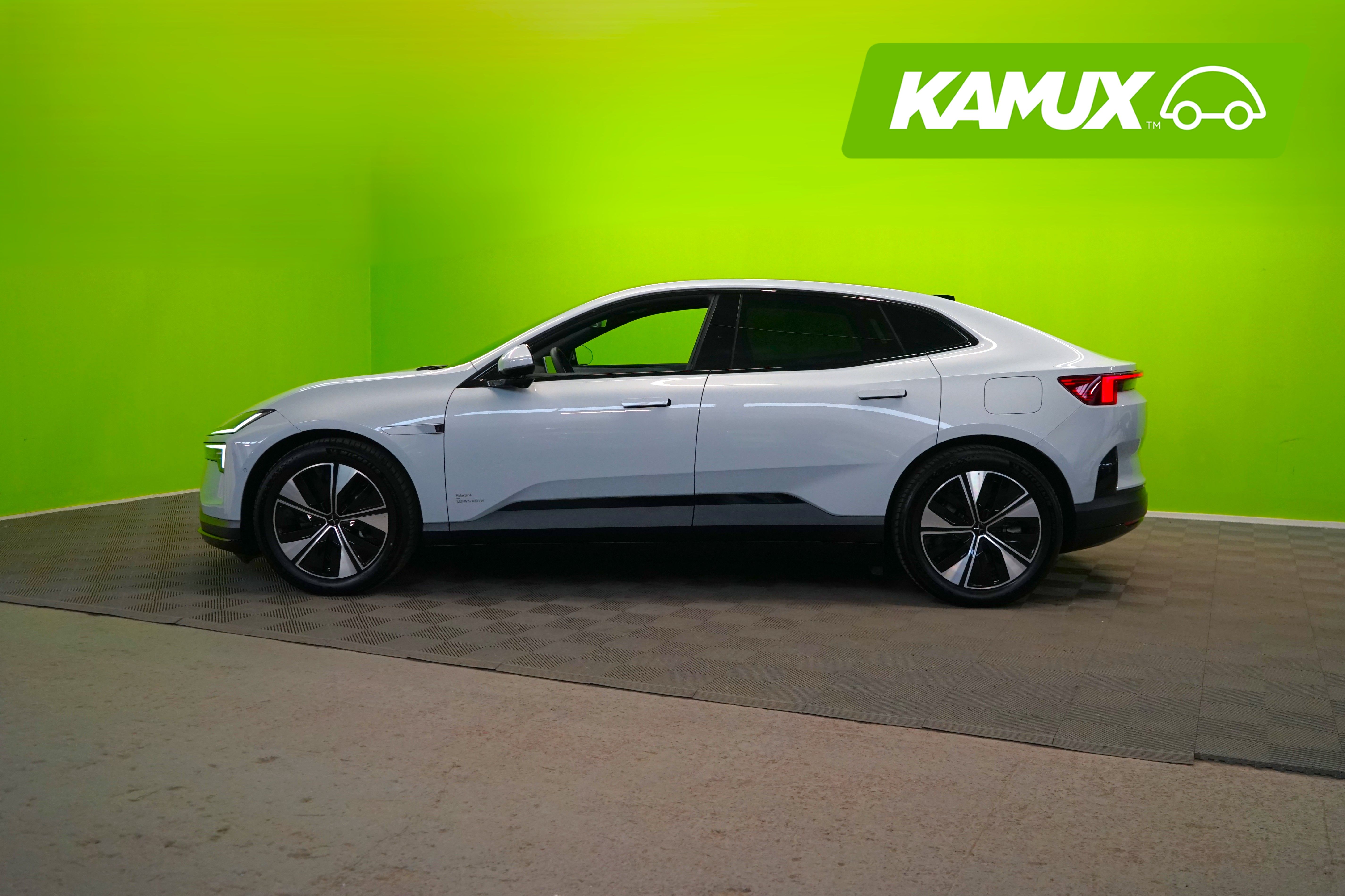 Polestar 4 2025