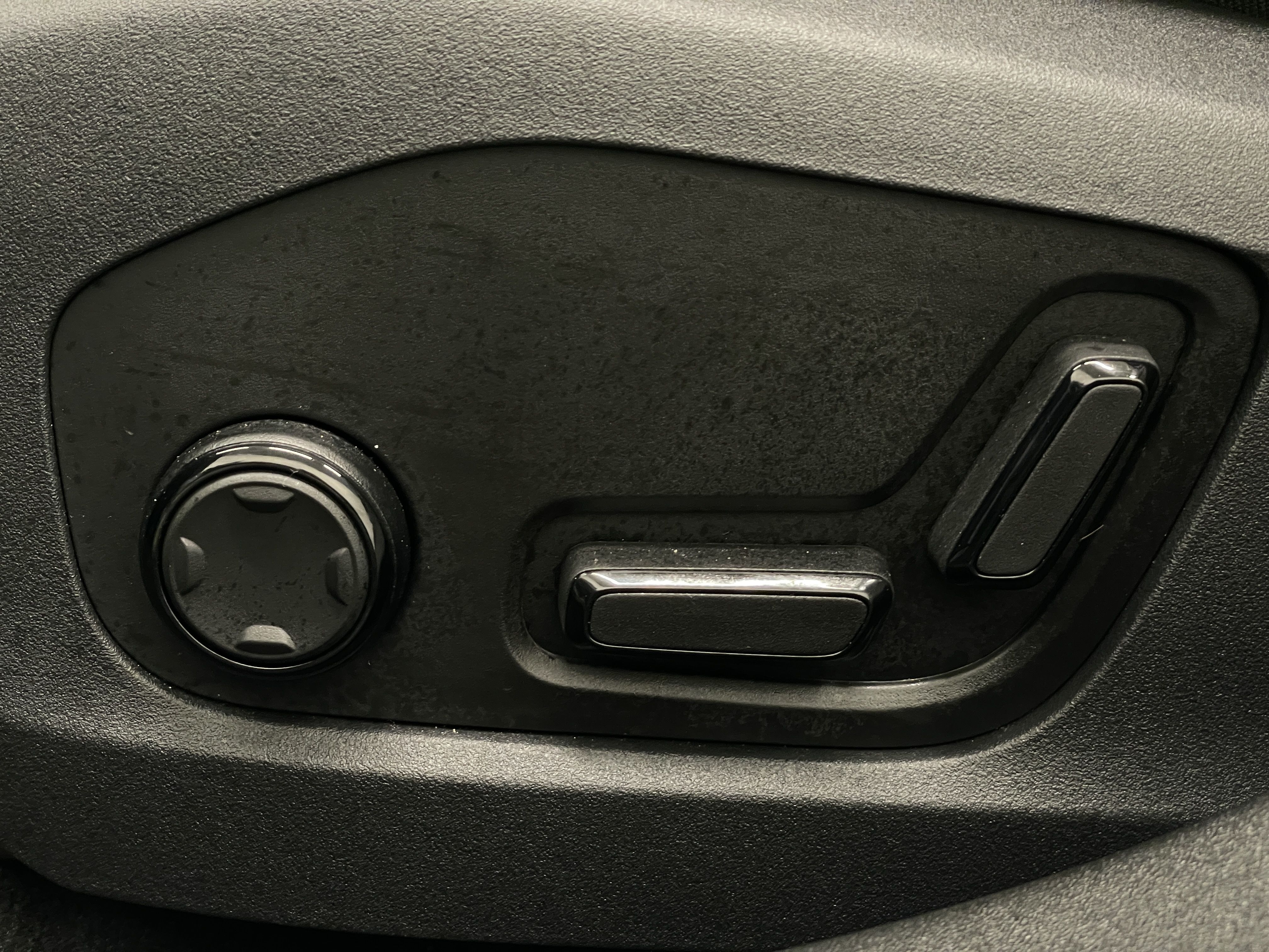 Polestar 4 2025