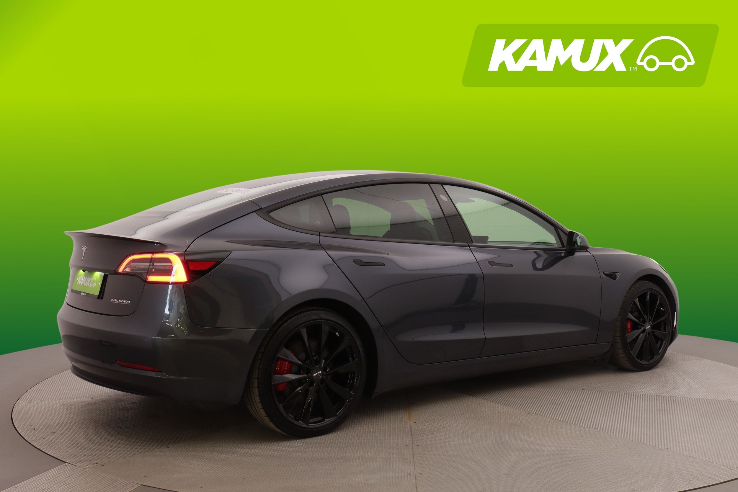 Tesla Model 3 2021