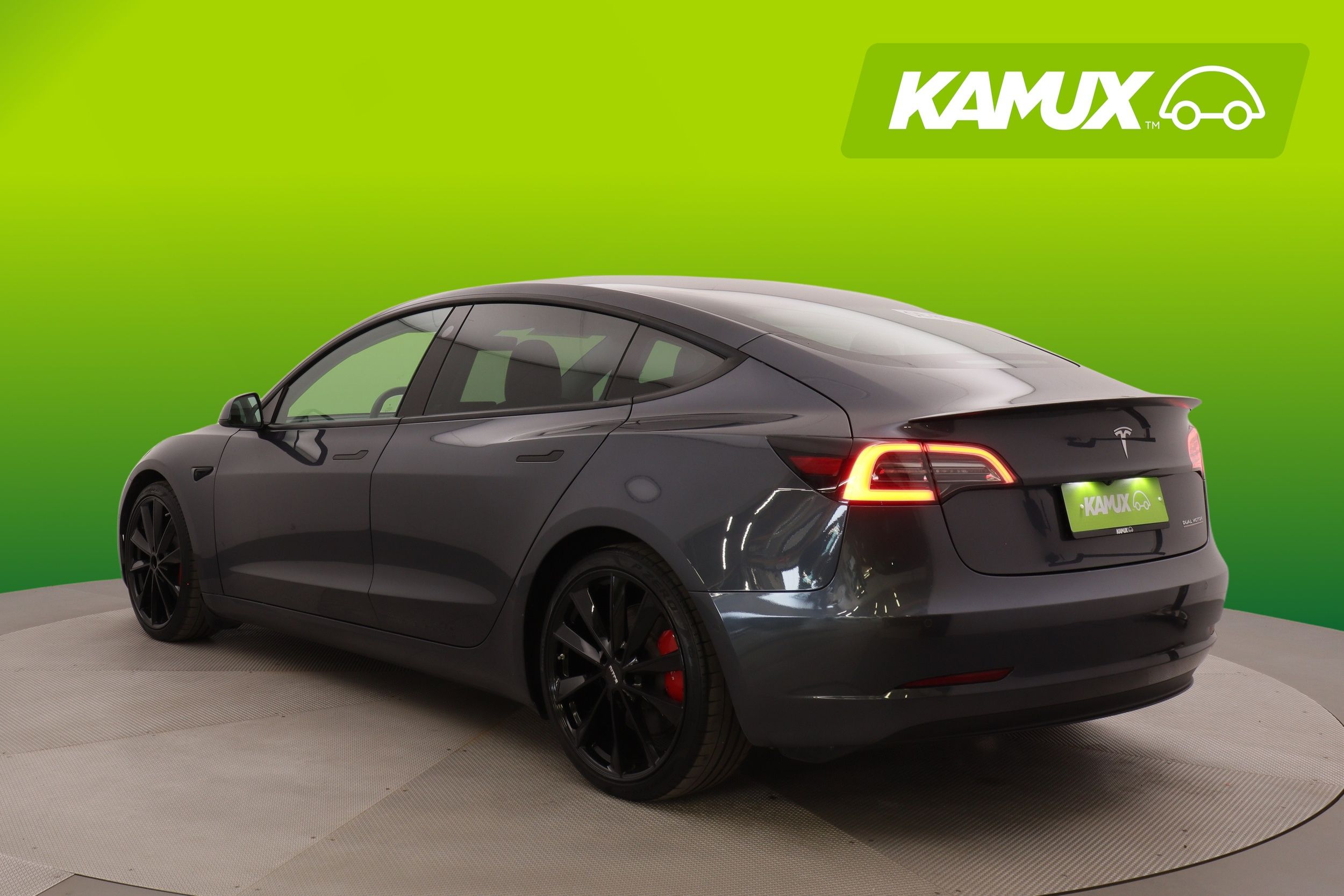 Tesla Model 3 2021