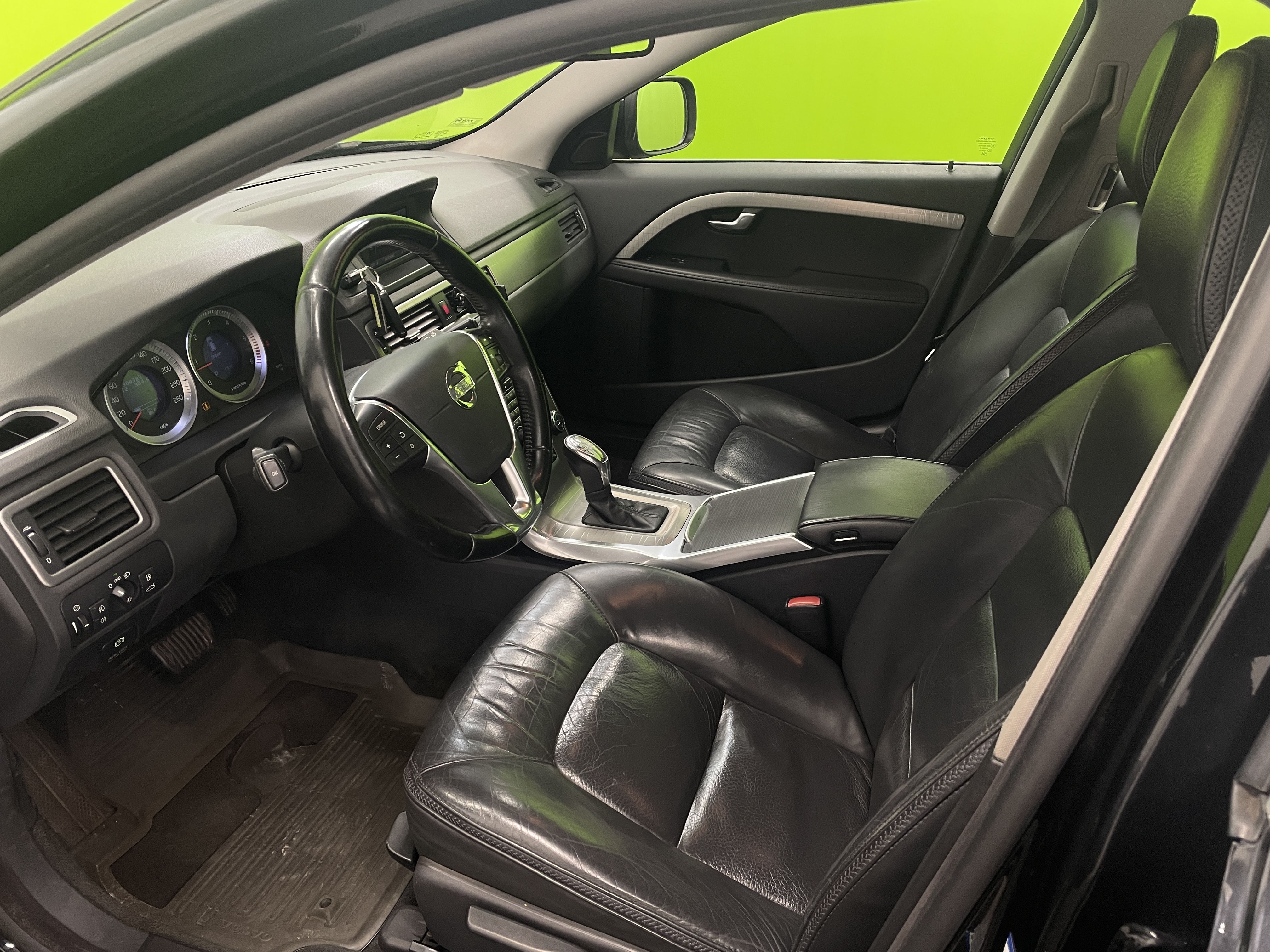 Volvo XC70 2012