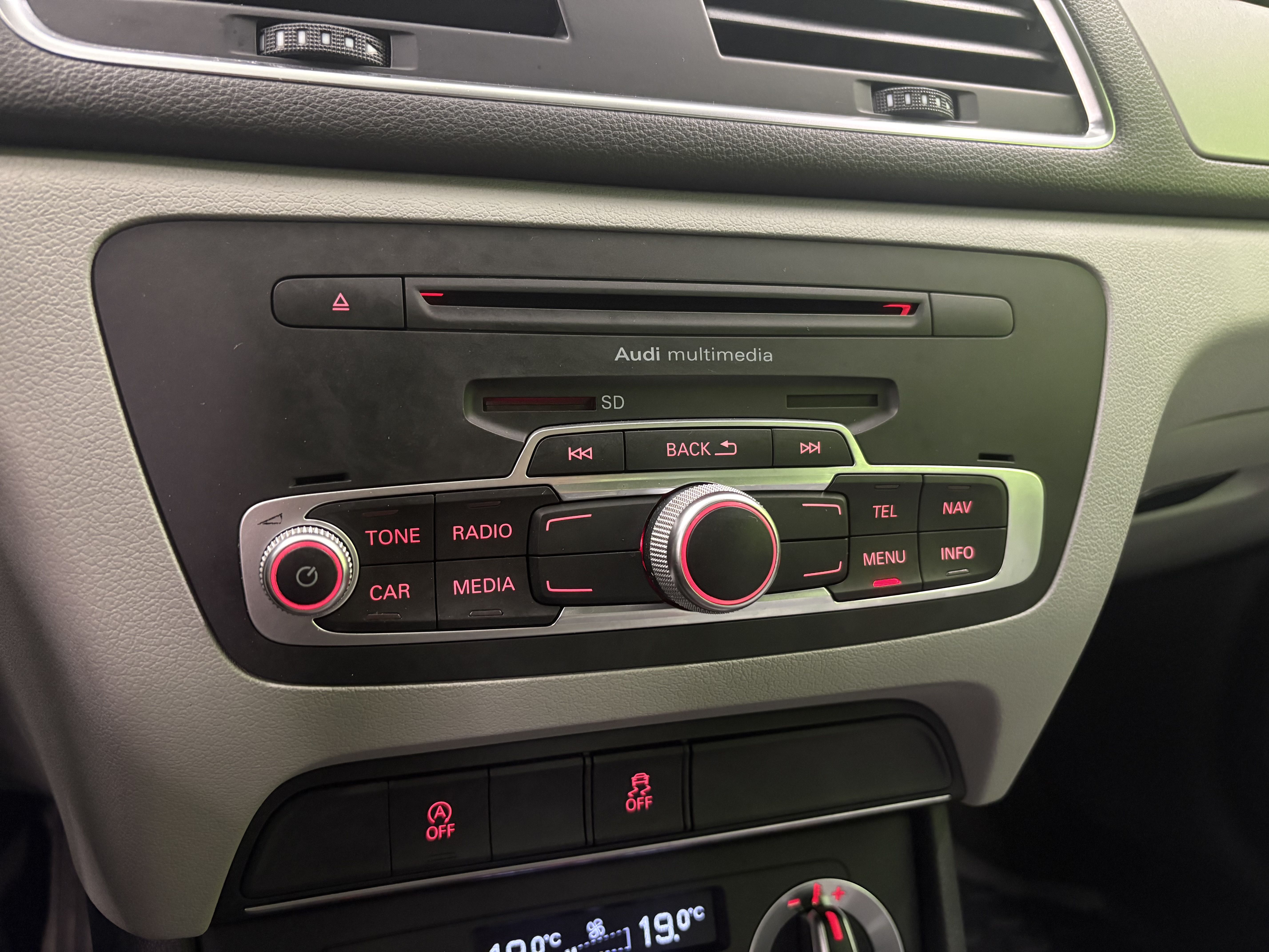 Audi Q3 2012