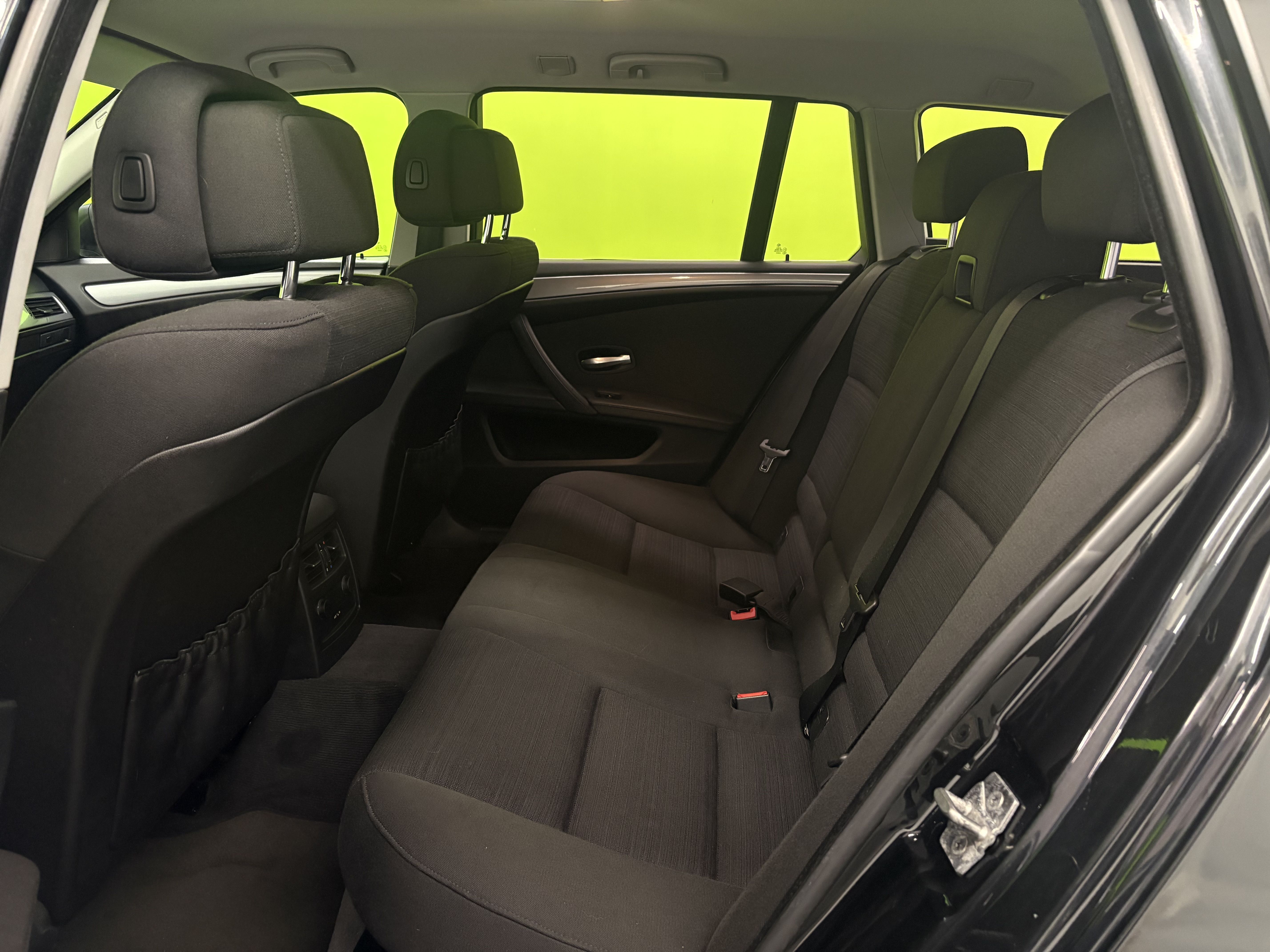 BMW 520 2010