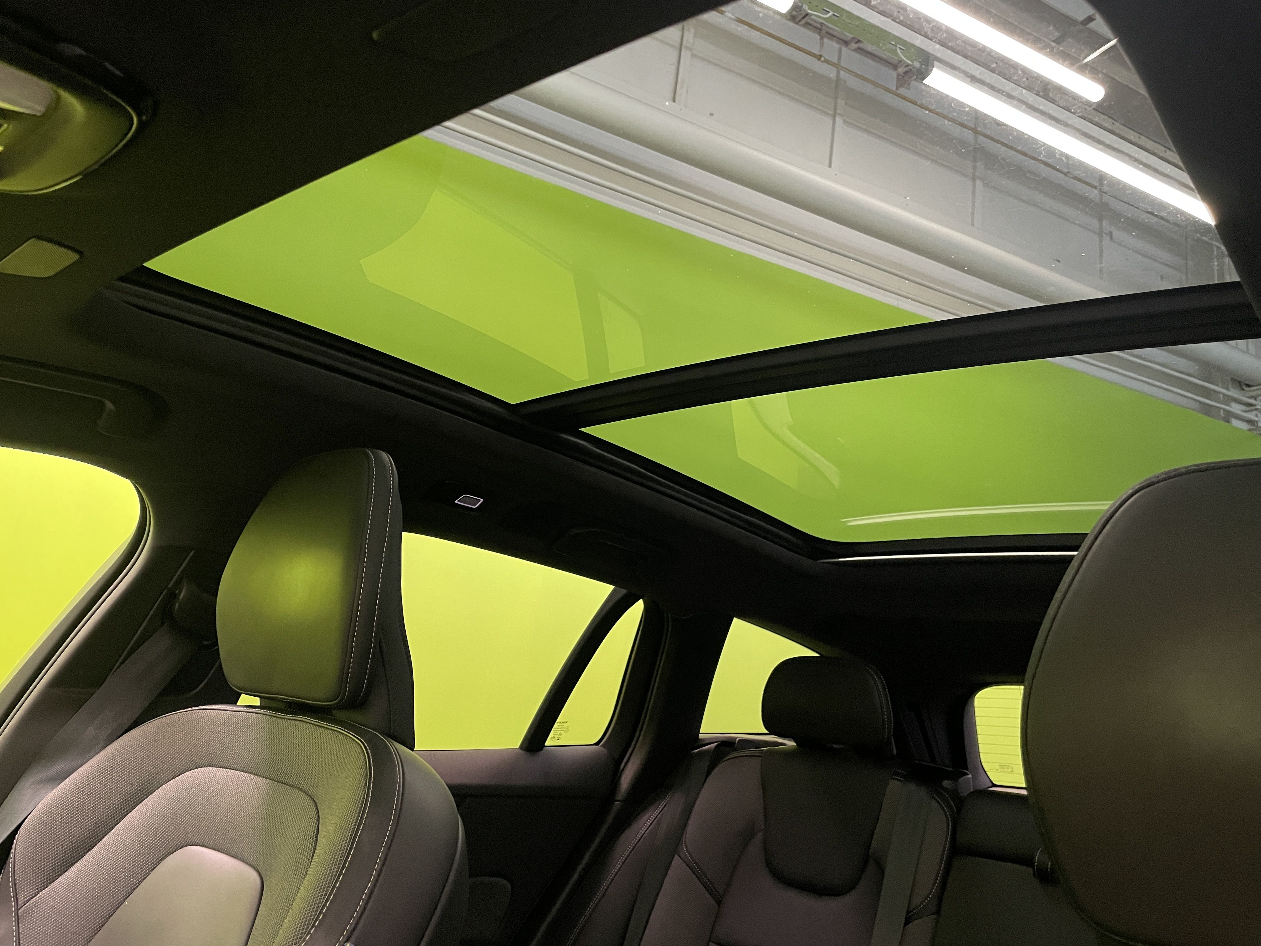 Volvo V60 2023