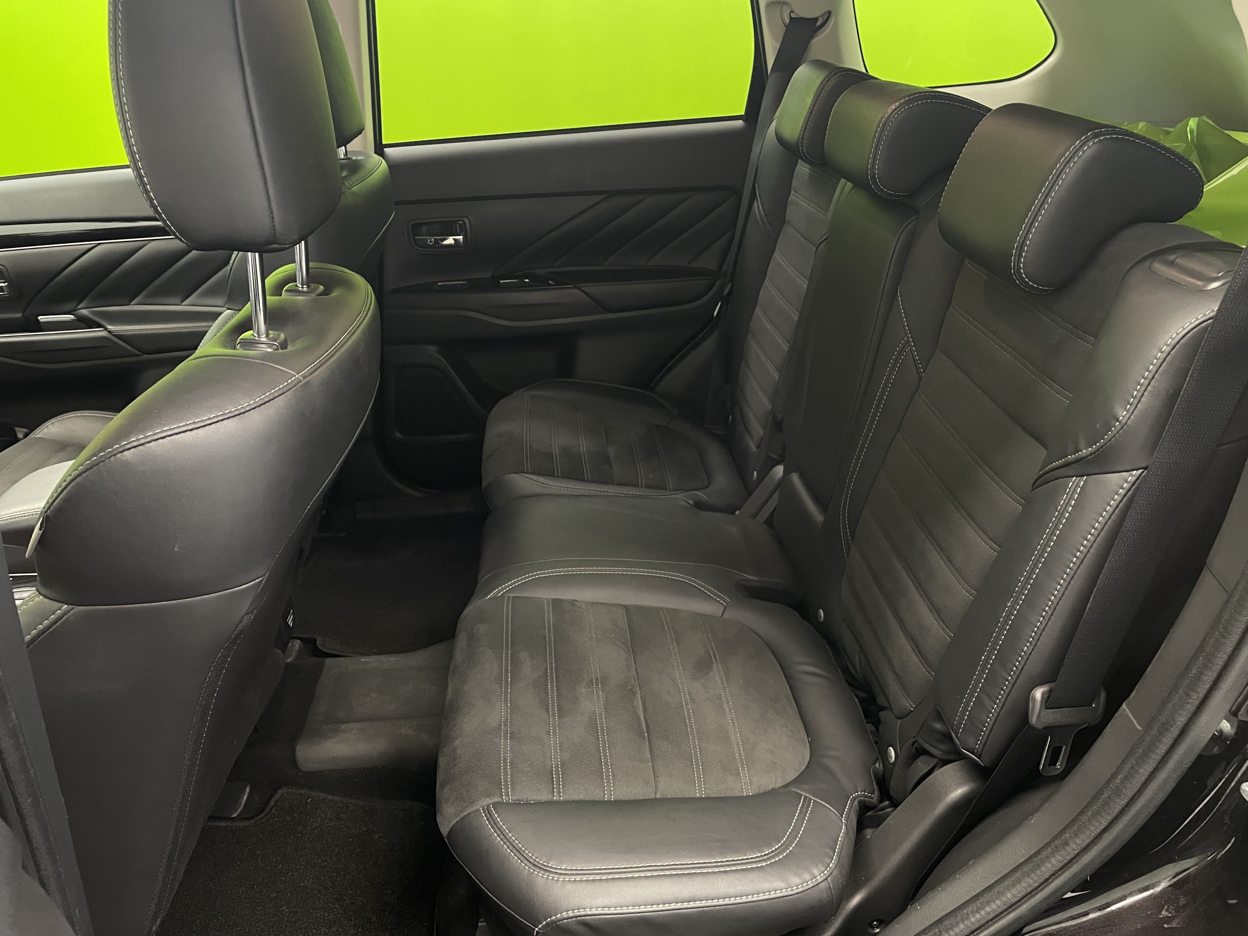 Mitsubishi Outlander PHEV 2020