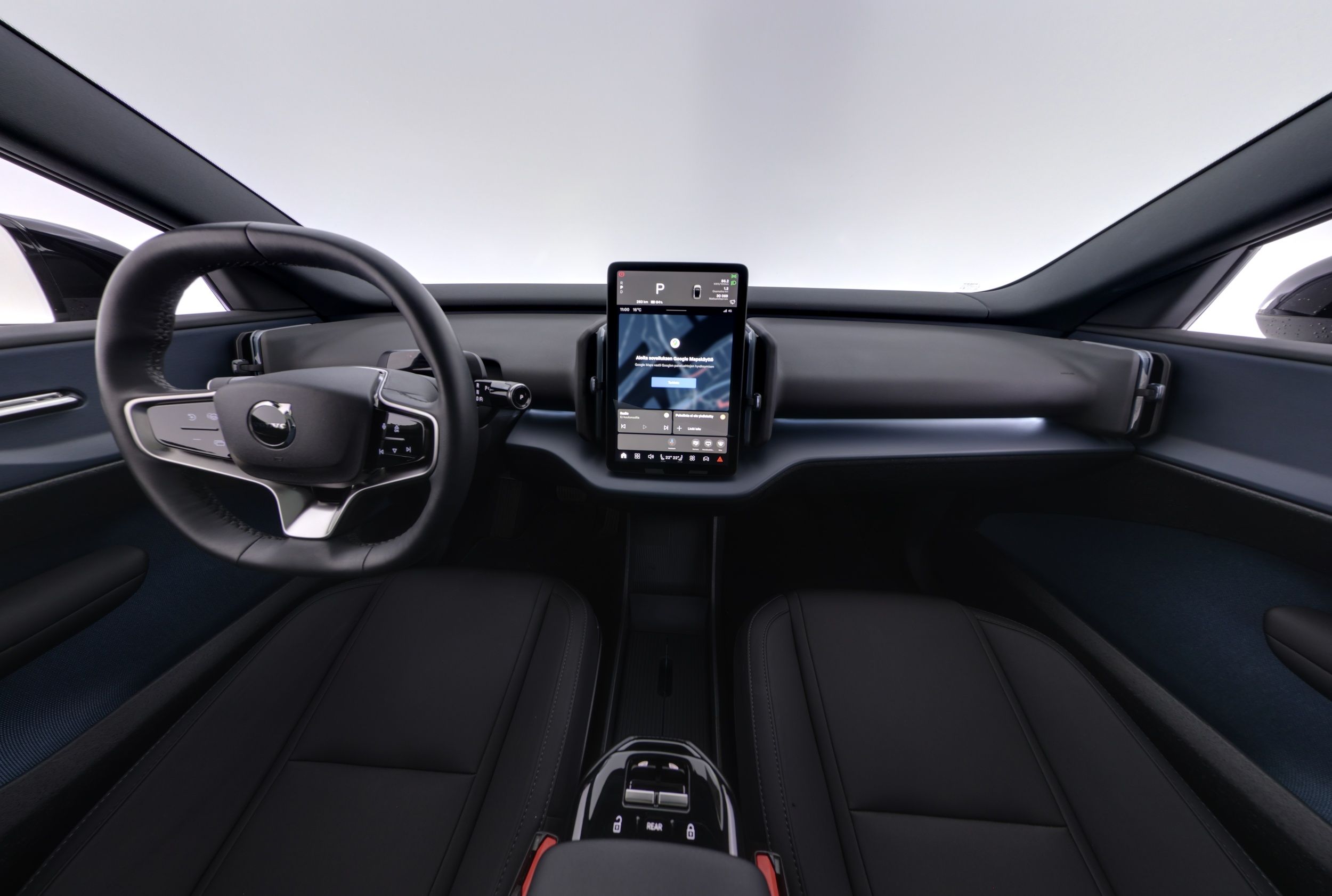 Volvo EX30 2024