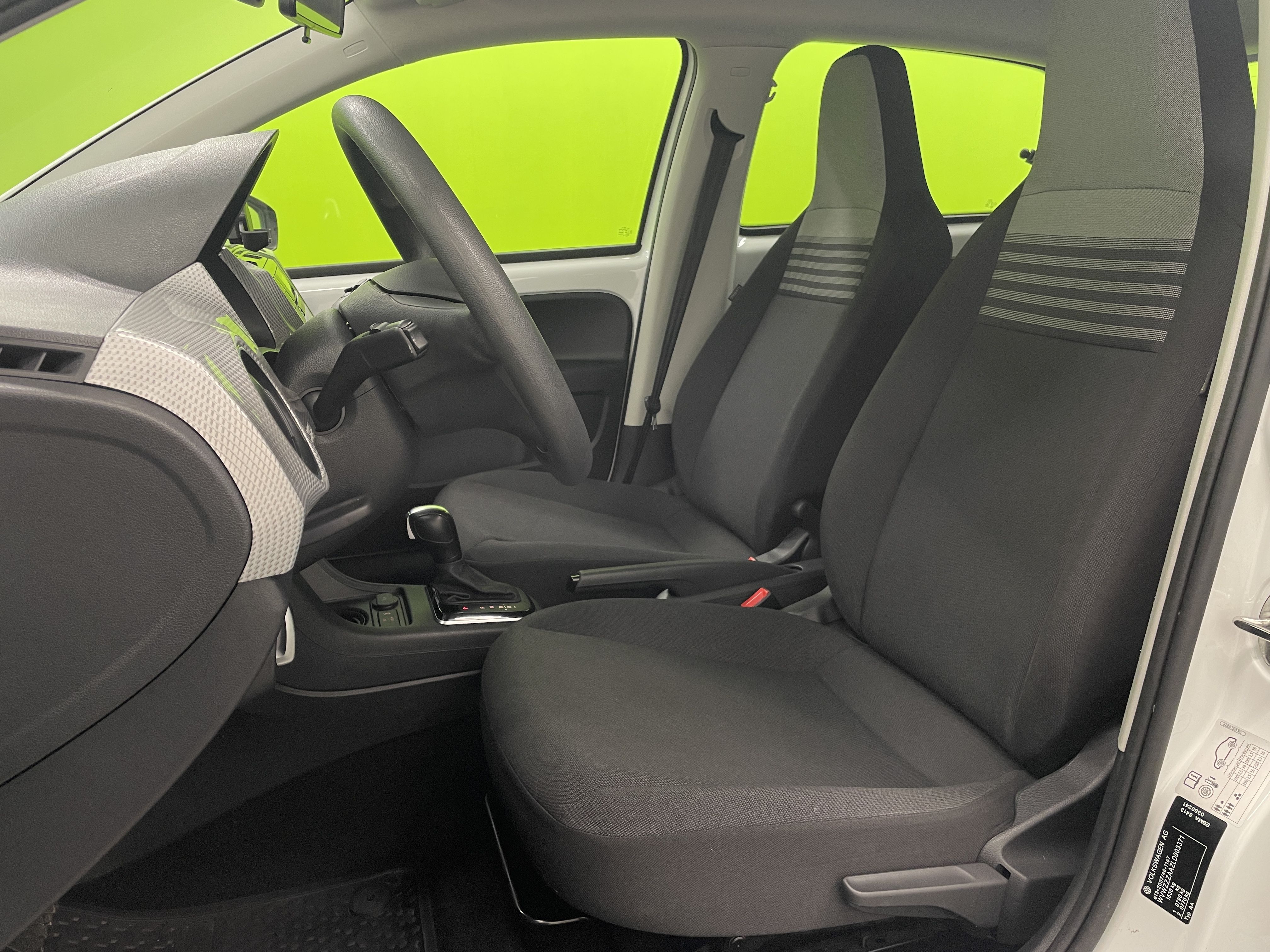 Volkswagen Up! 2020