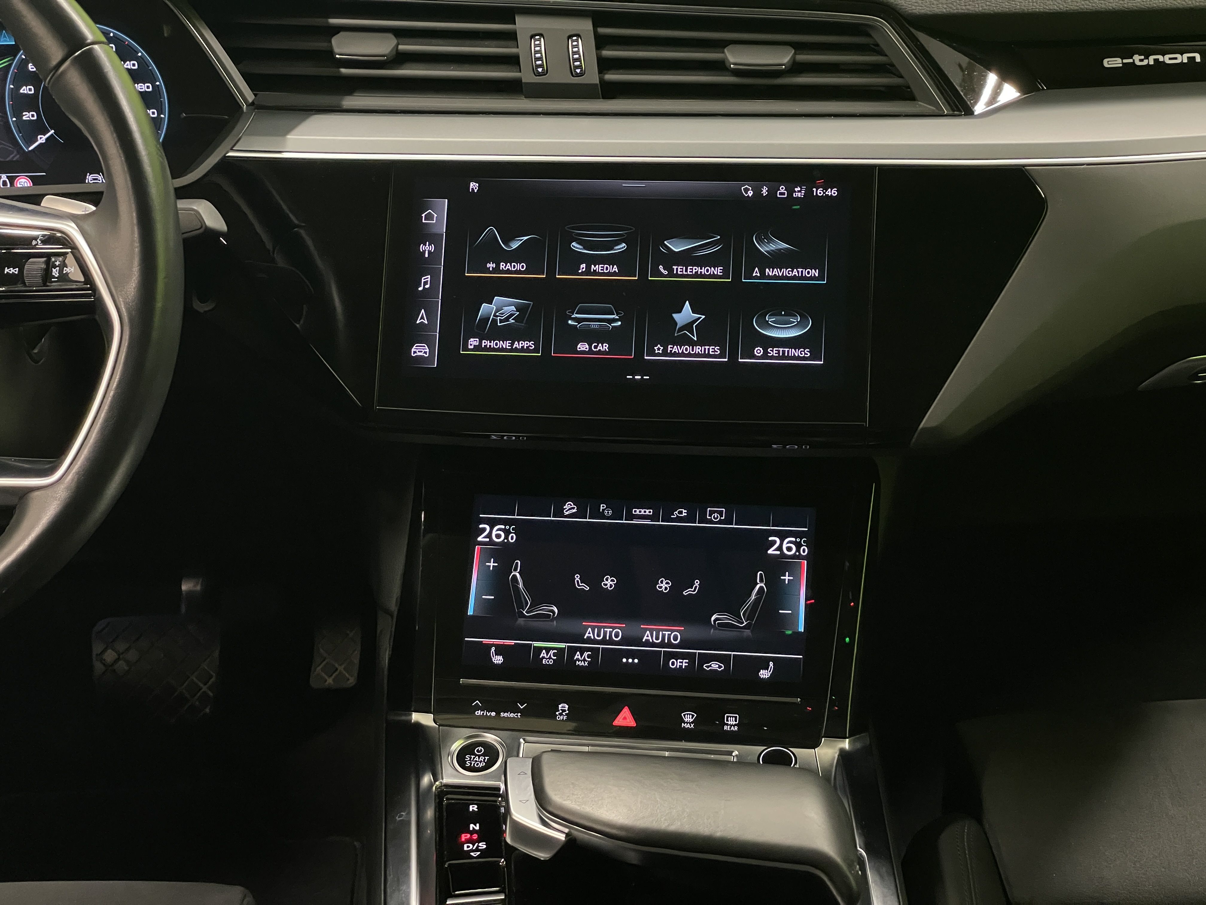 Audi e-tron 2022
