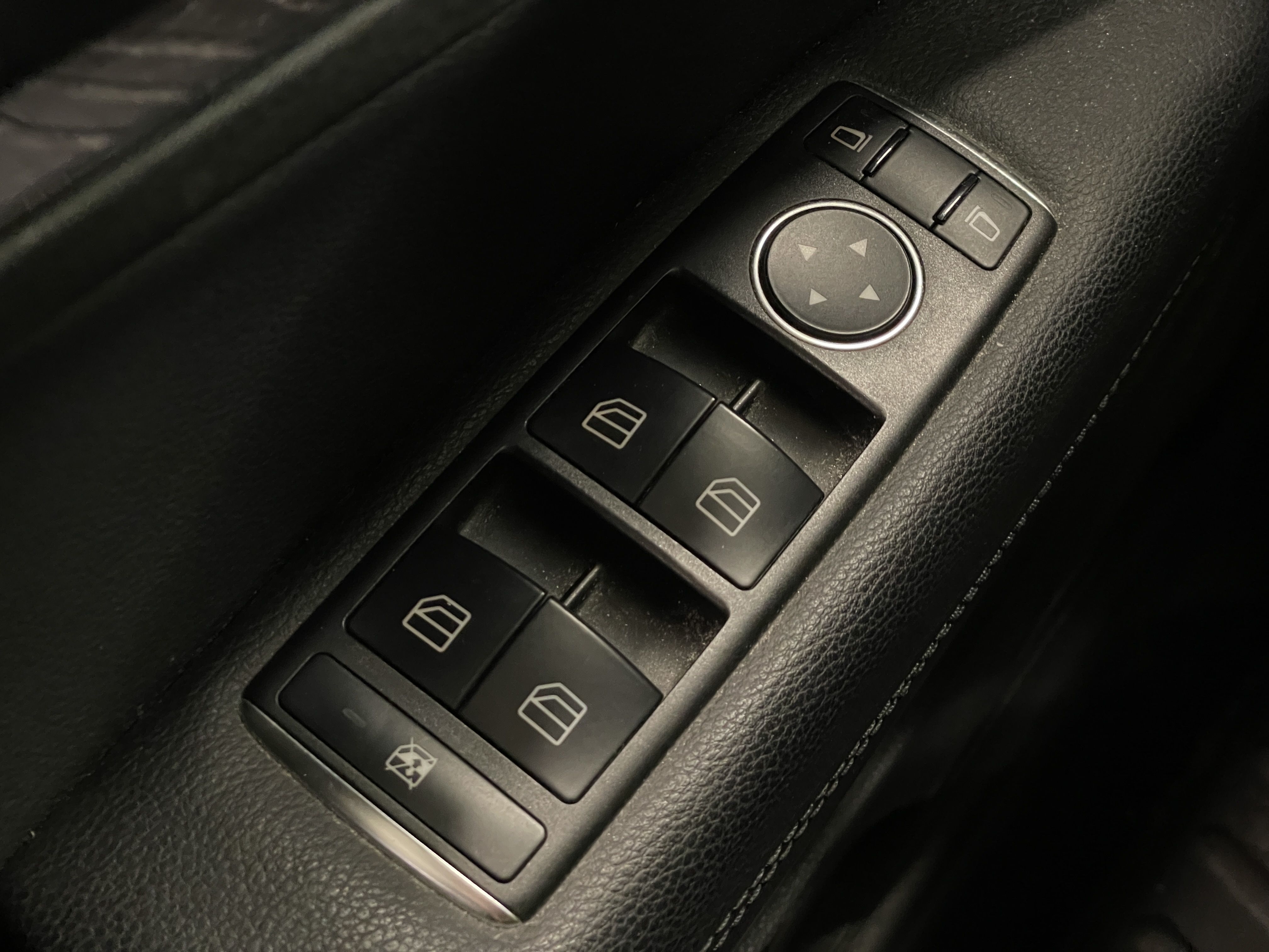 Mercedes-Benz E 2011