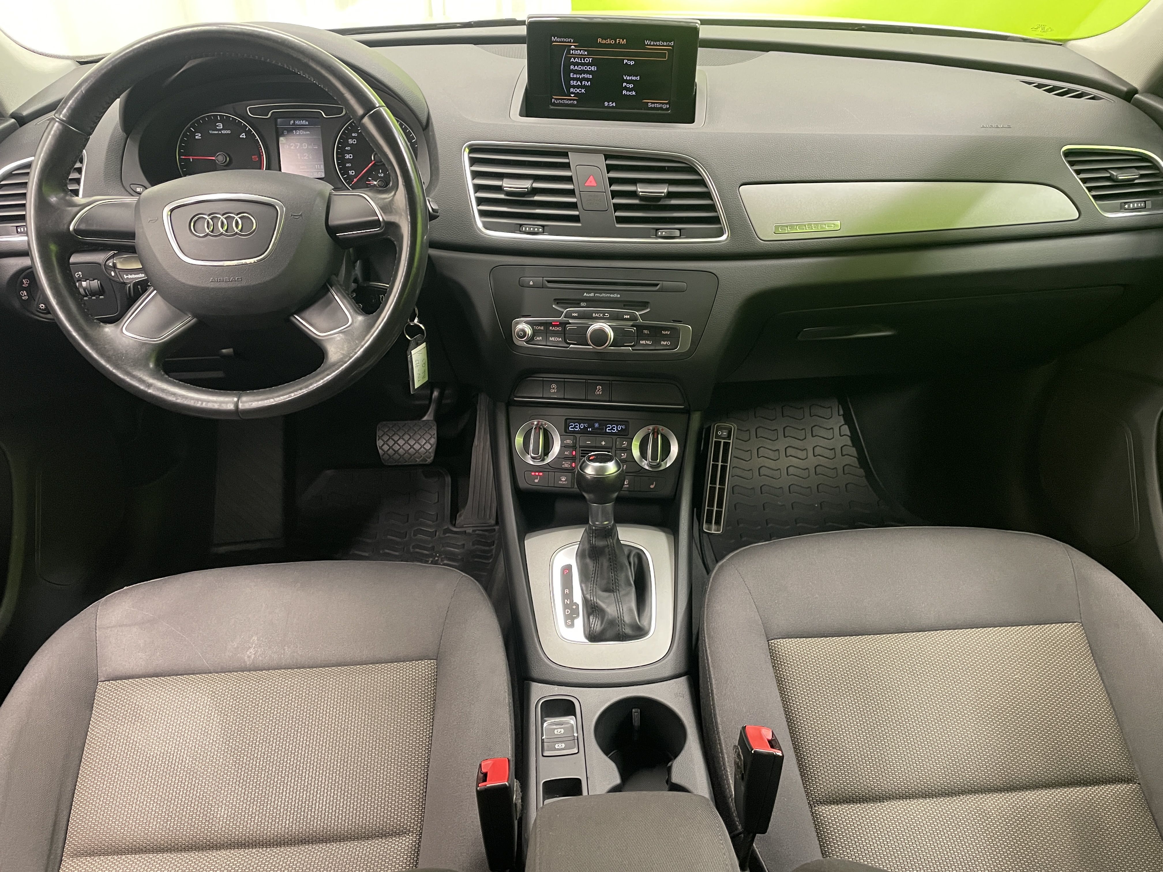 Audi Q3 2012