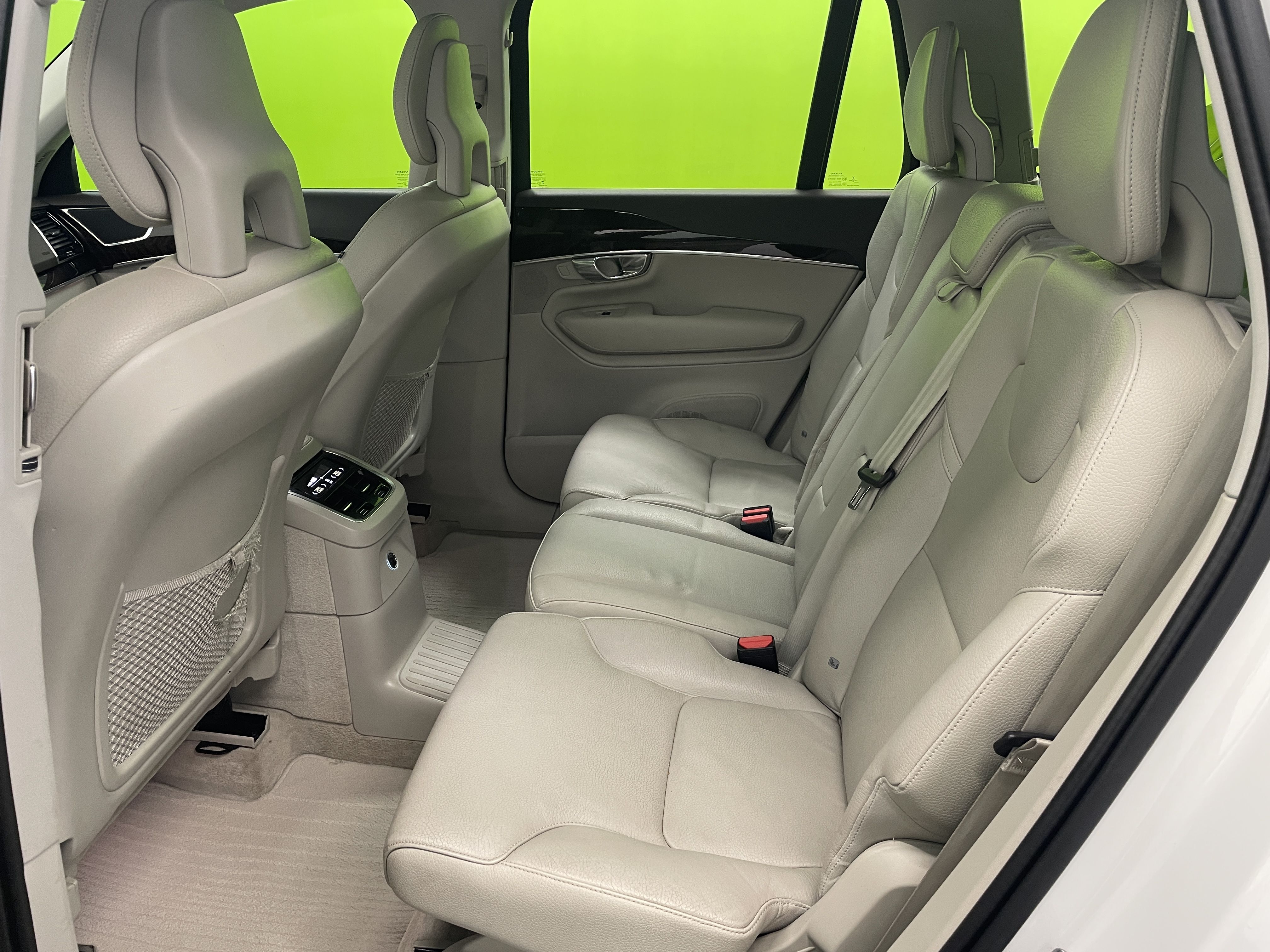 Volvo XC90 2016