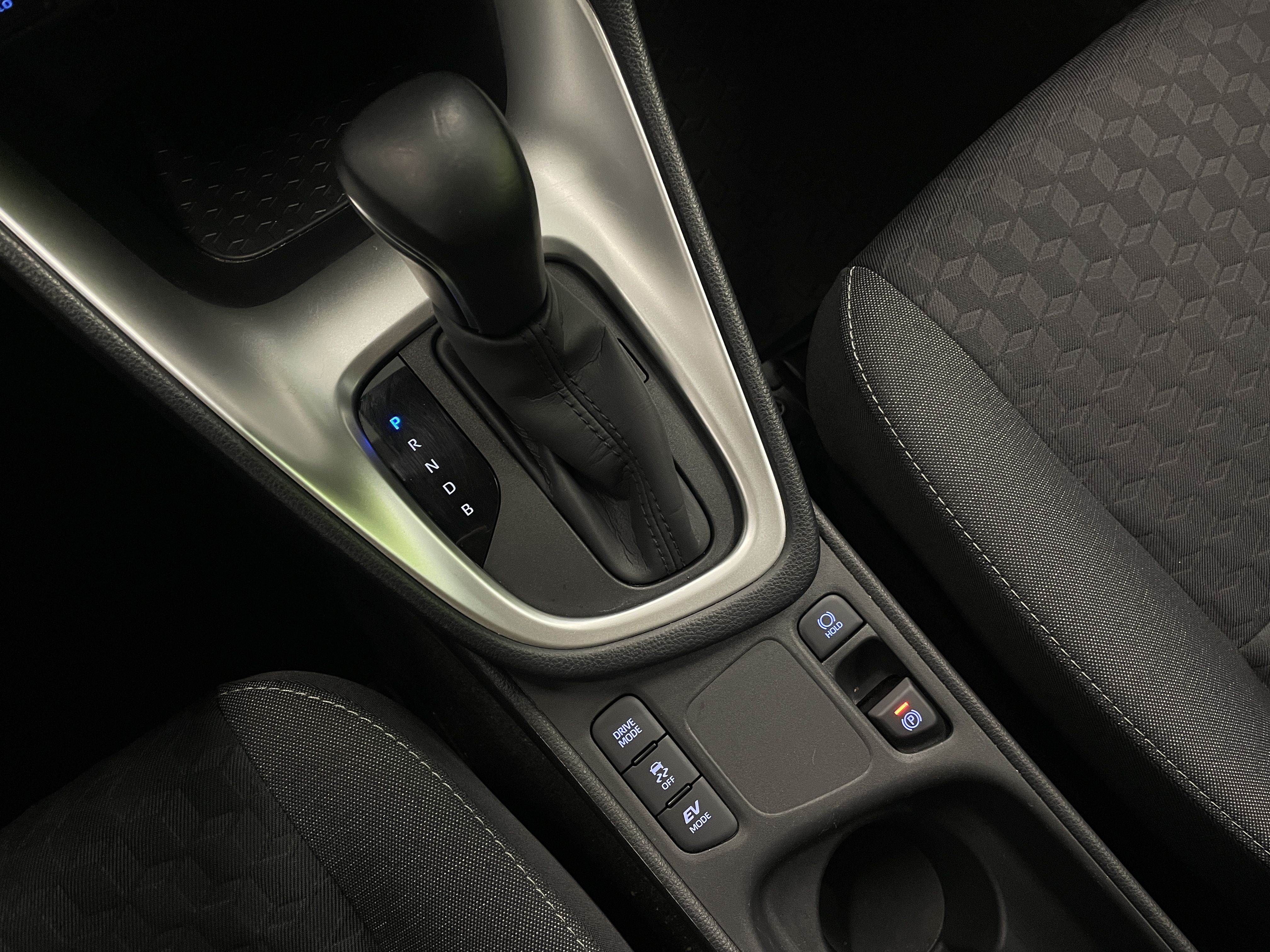 Mazda 2 Hybrid 2023