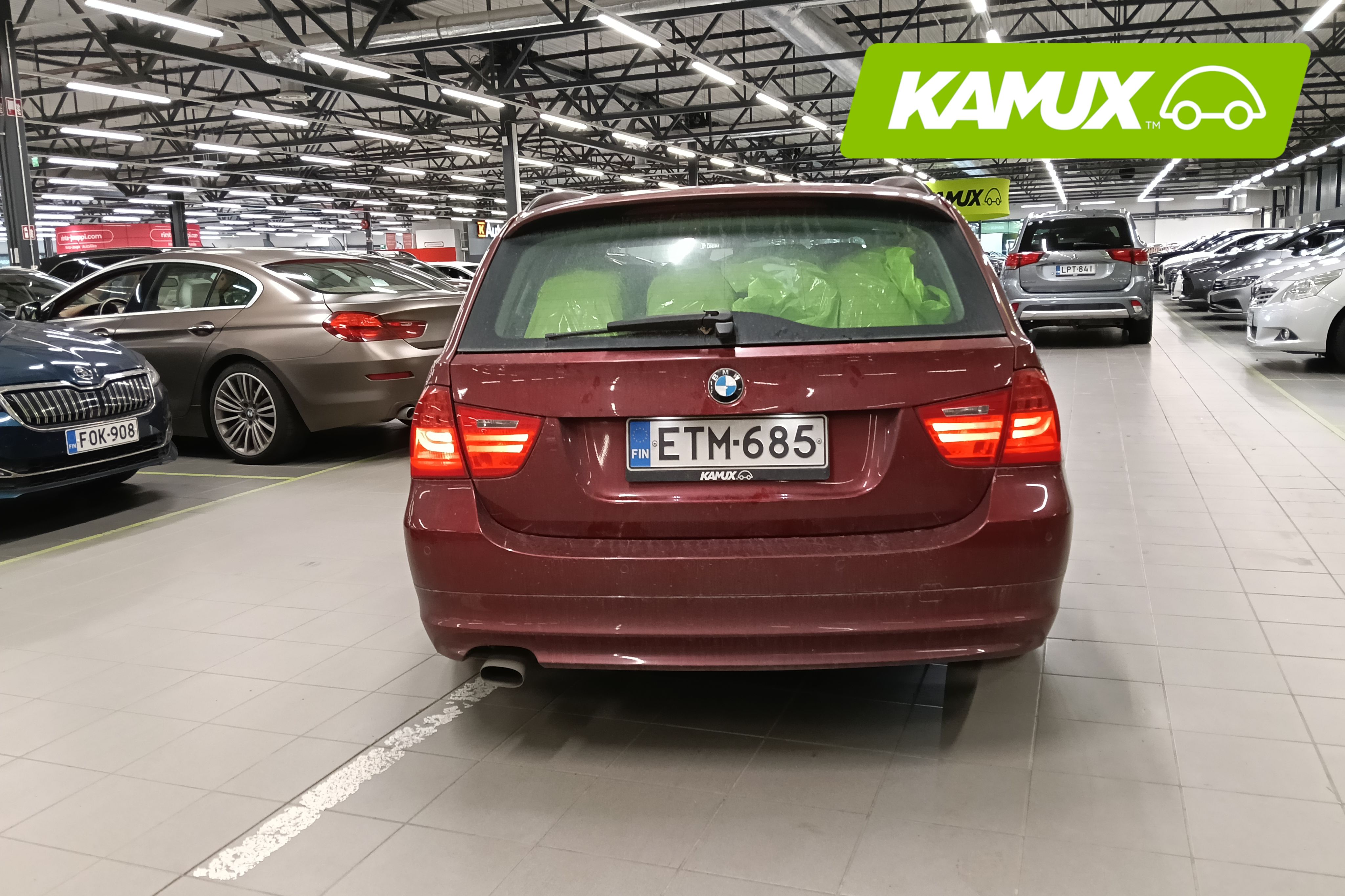 BMW 318 2011