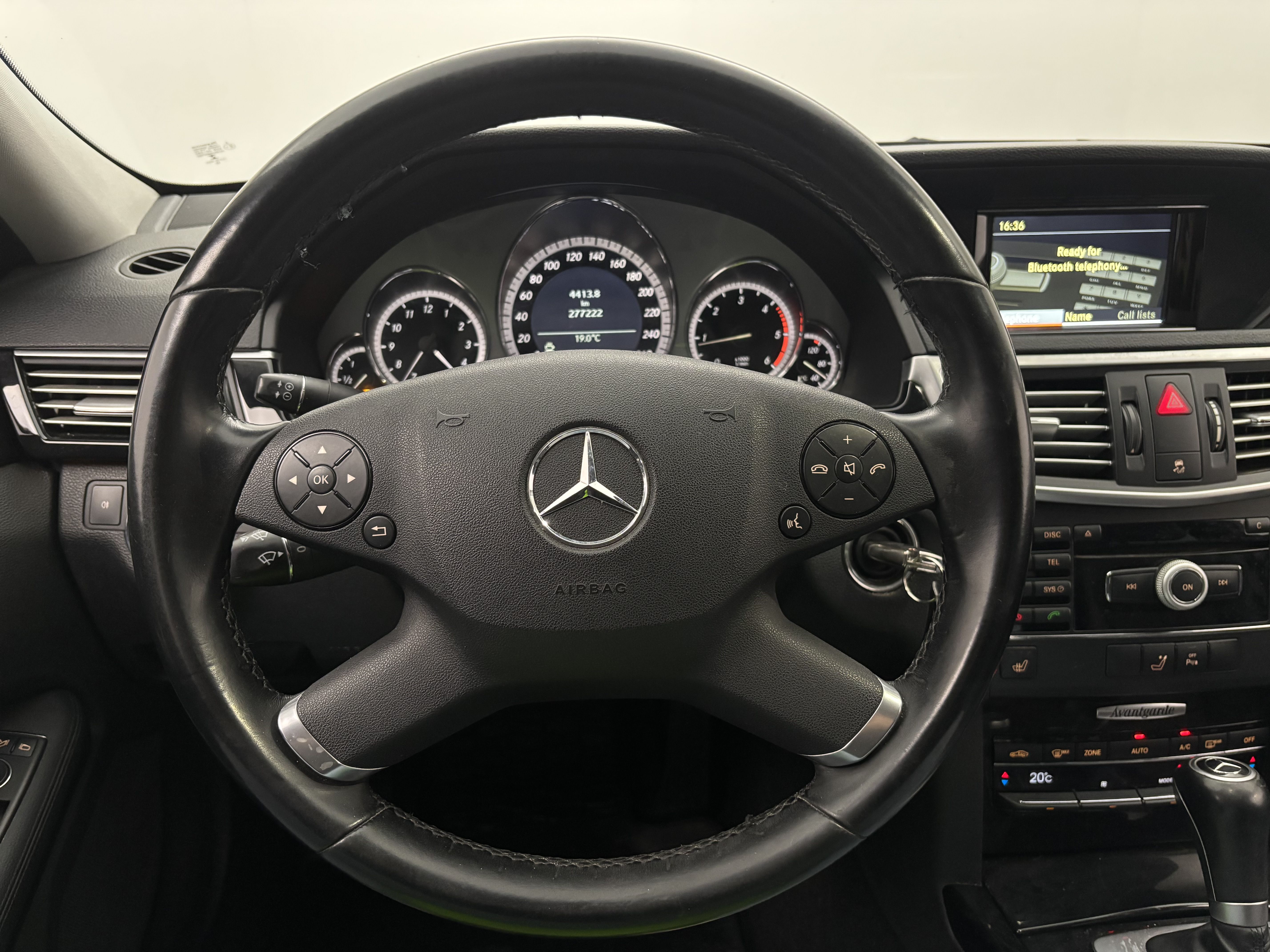 Mercedes-Benz E 2010