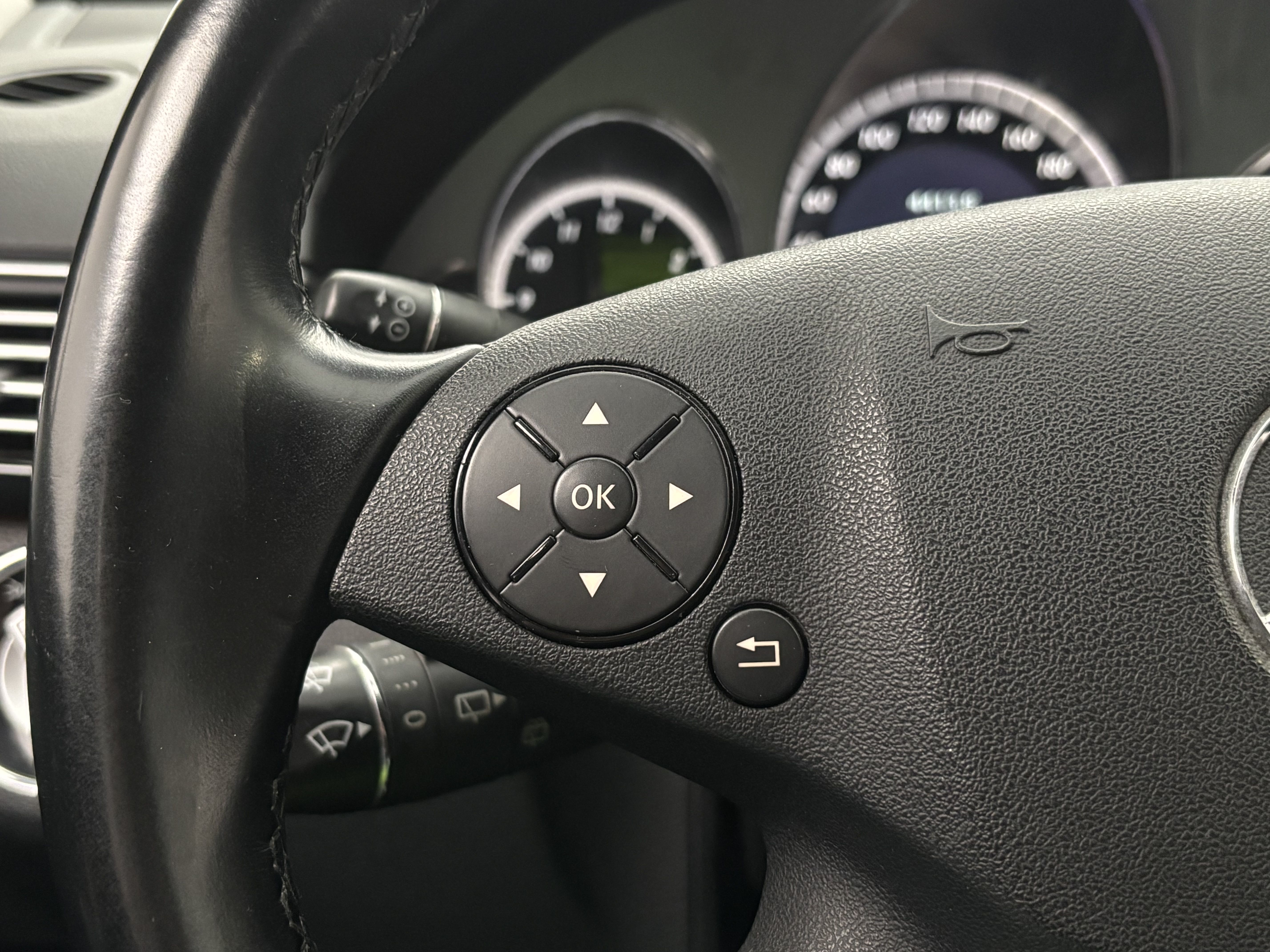 Mercedes-Benz E 2010