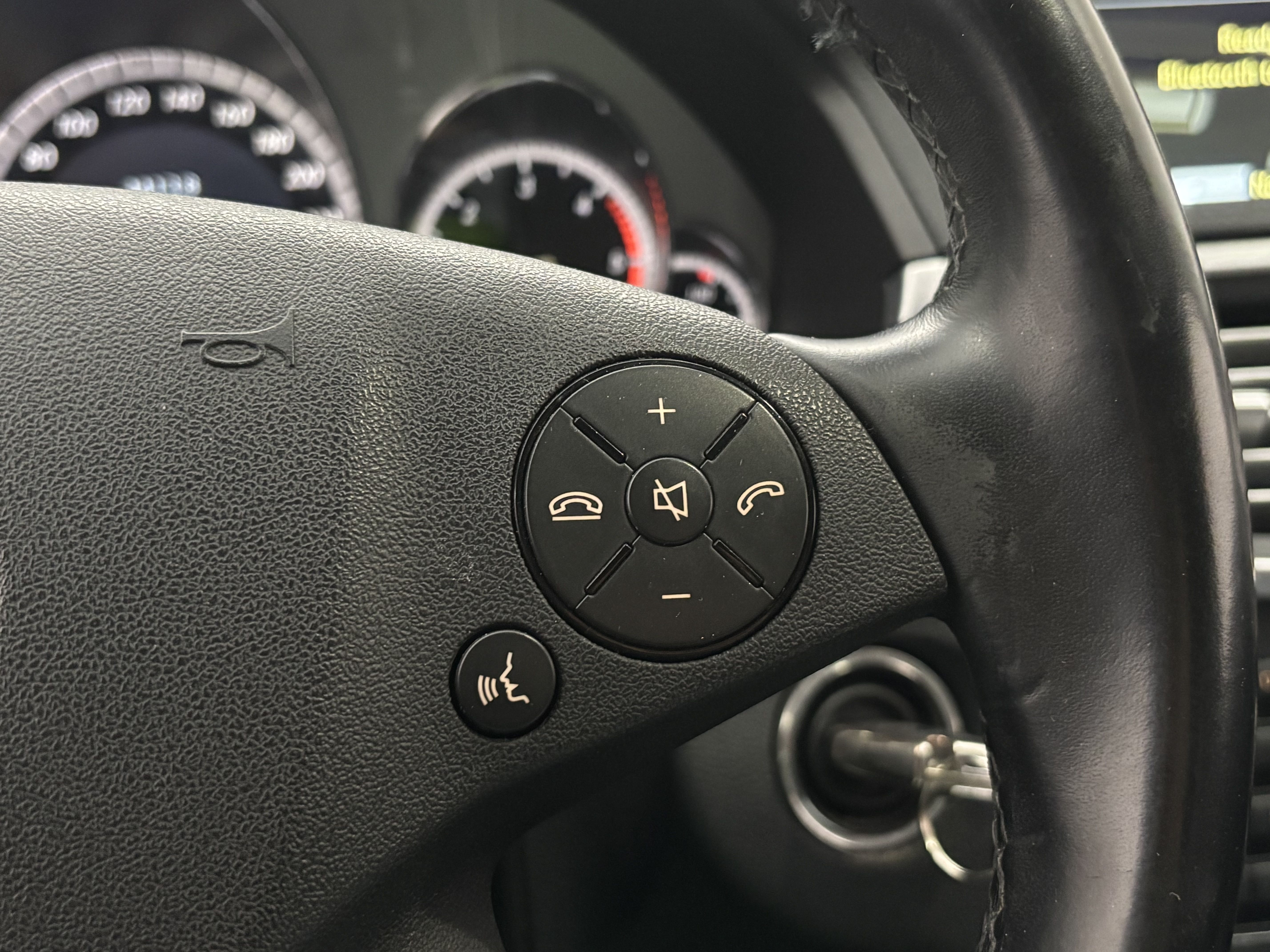 Mercedes-Benz E 2010