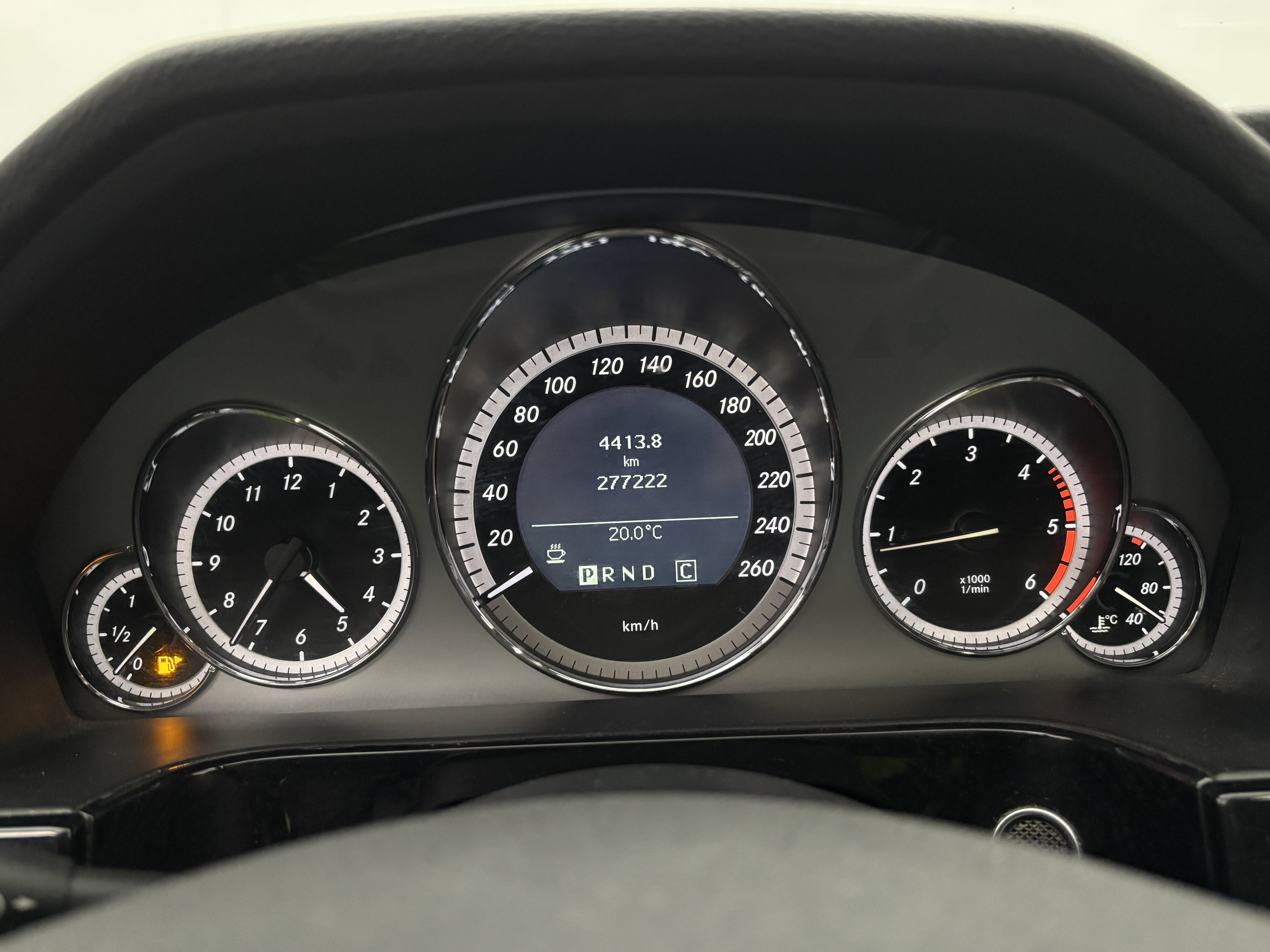 Mercedes-Benz E 2010