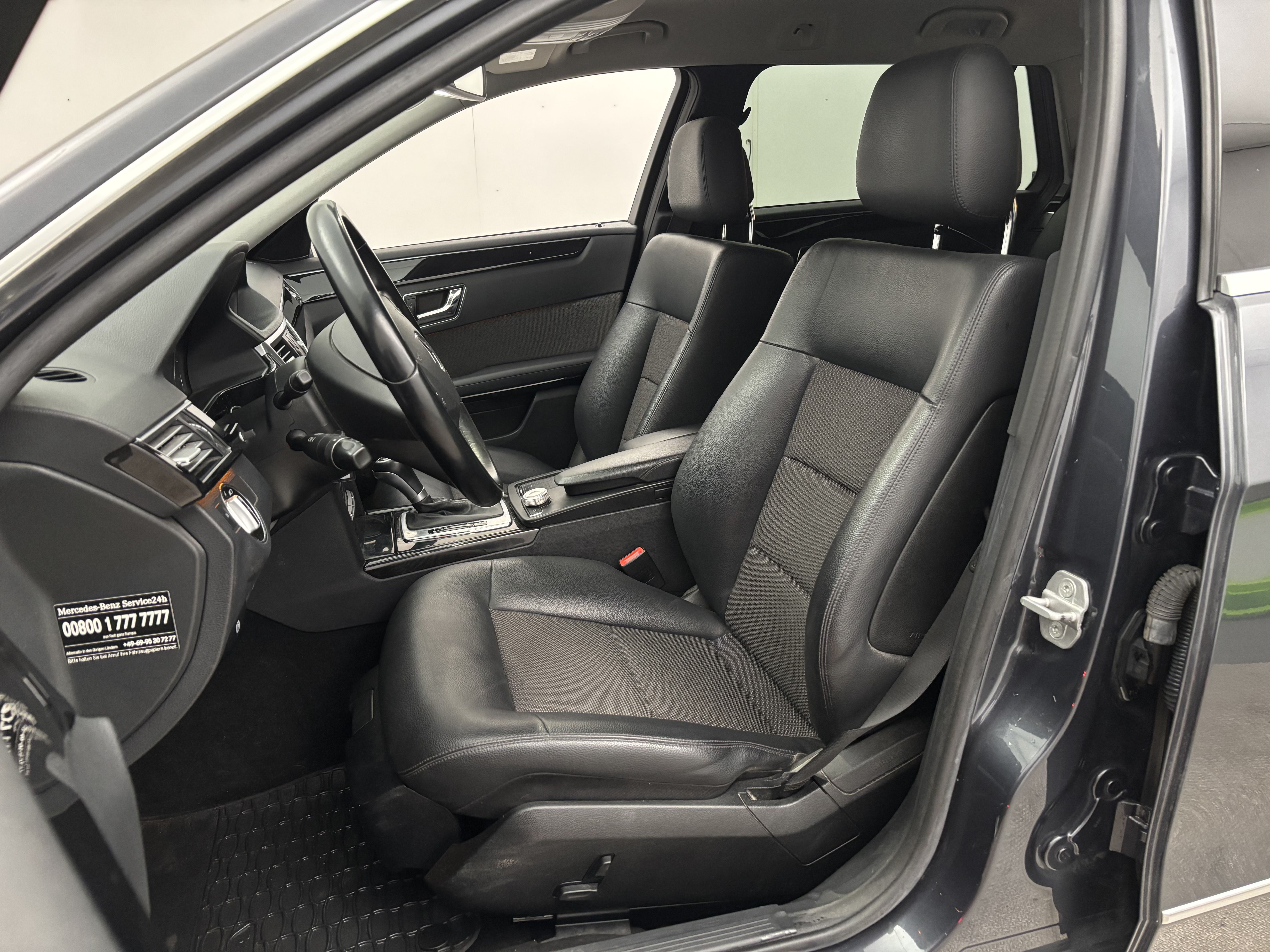 Mercedes-Benz E 2010