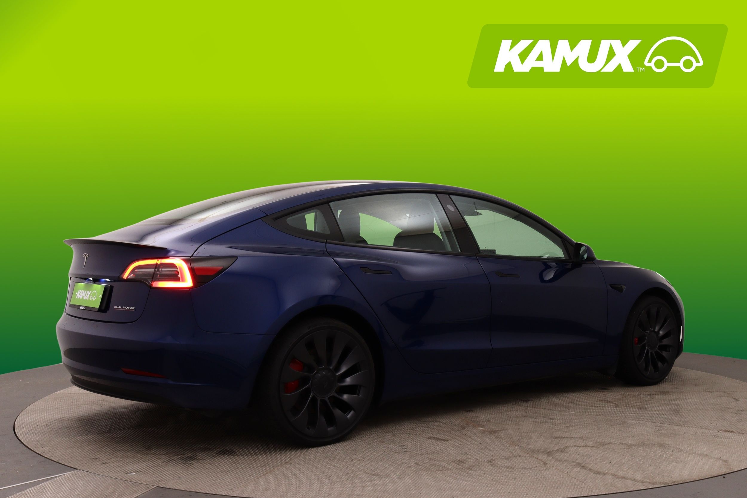 Tesla Model 3 2023