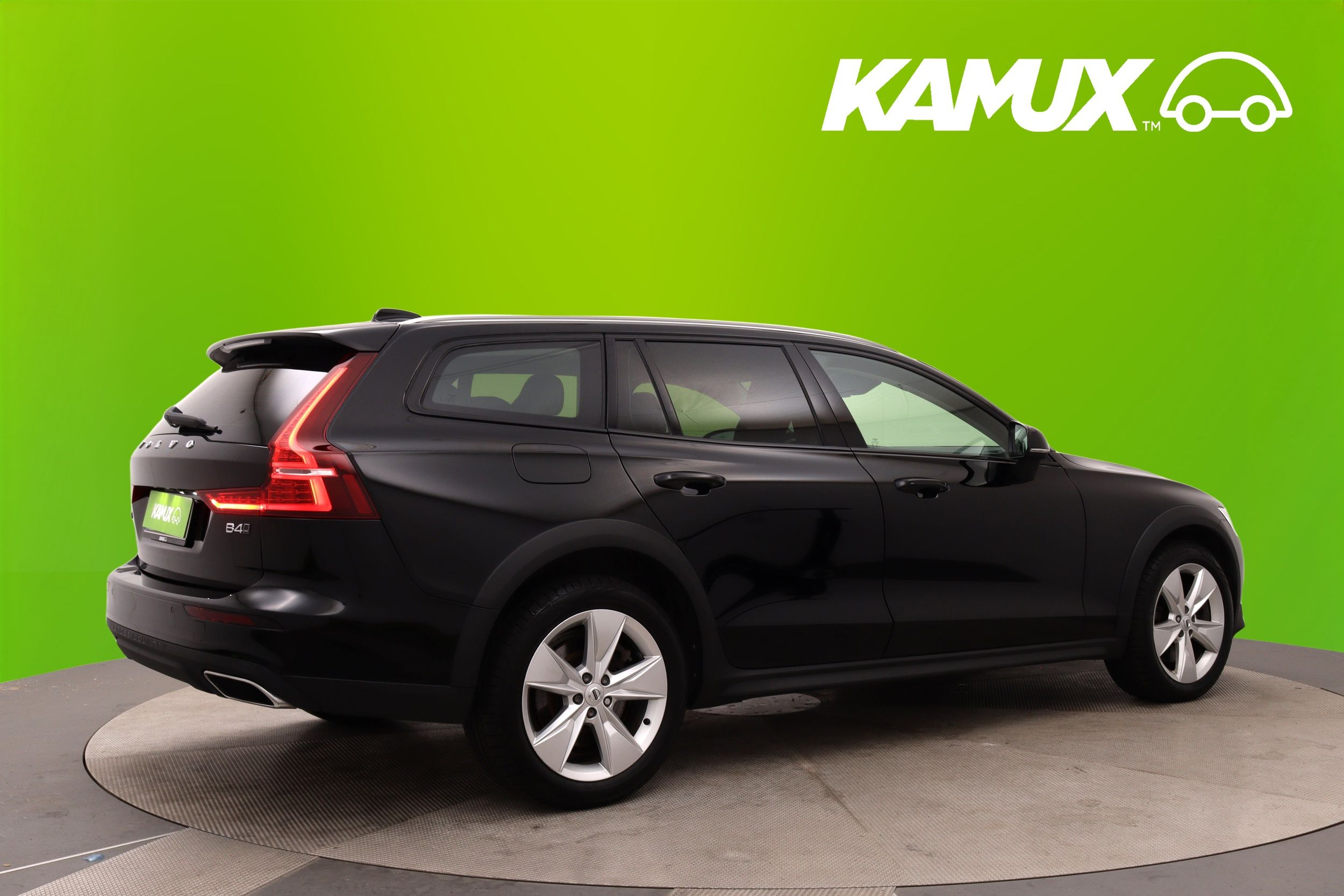 Volvo V60 Cross Country 2022