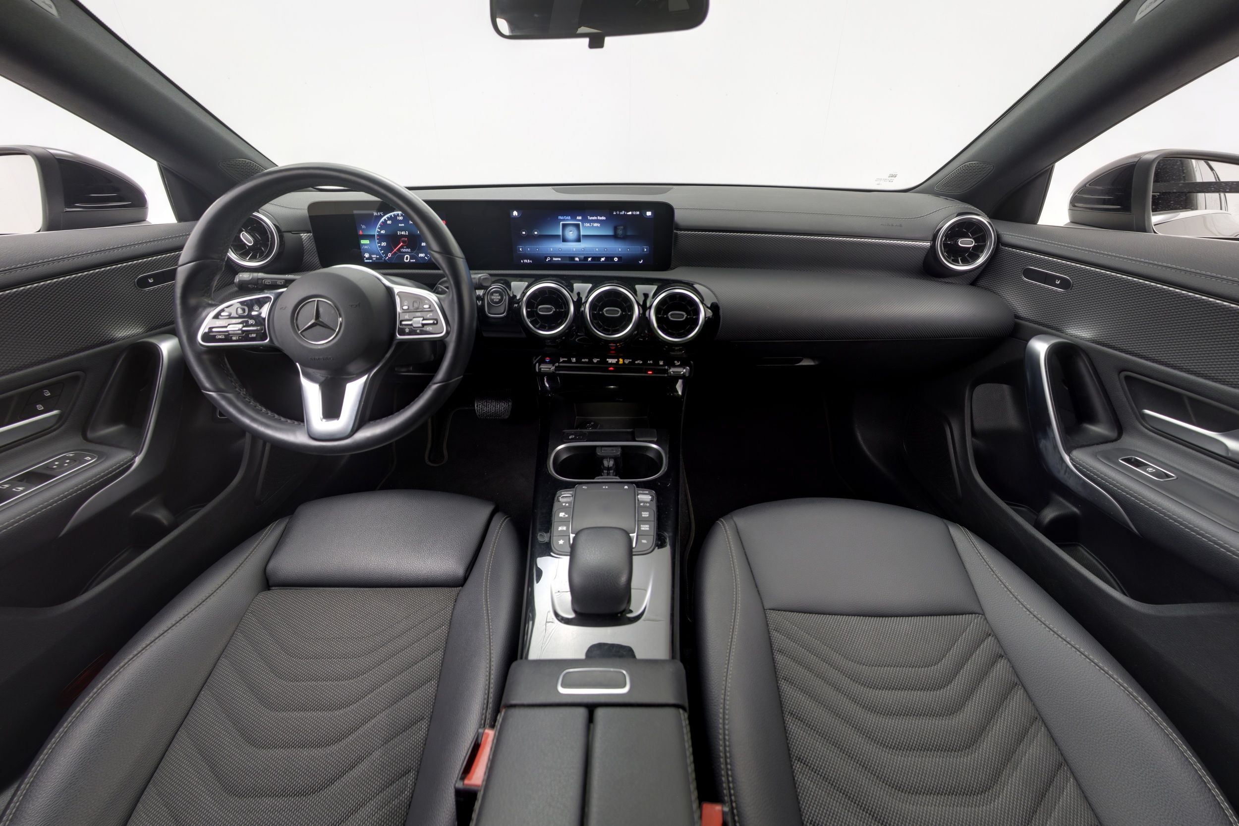 Mercedes-Benz CLA 2023