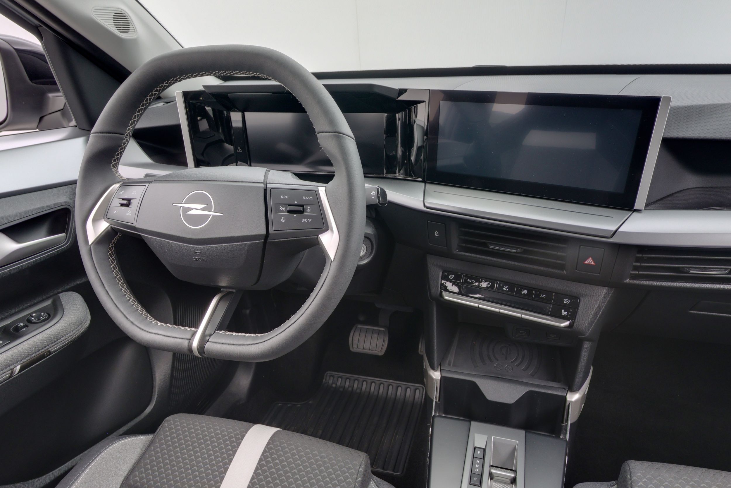 Opel Frontera 2025