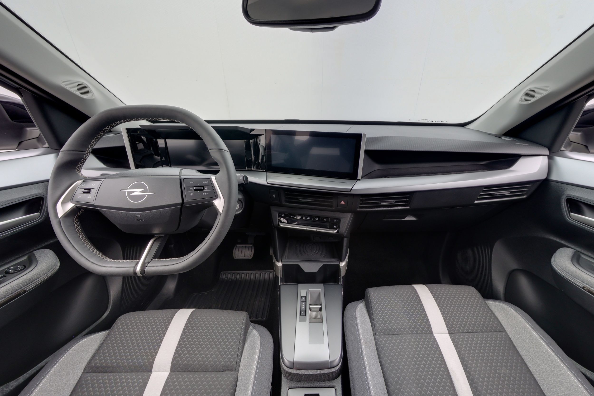 Opel Frontera 2025
