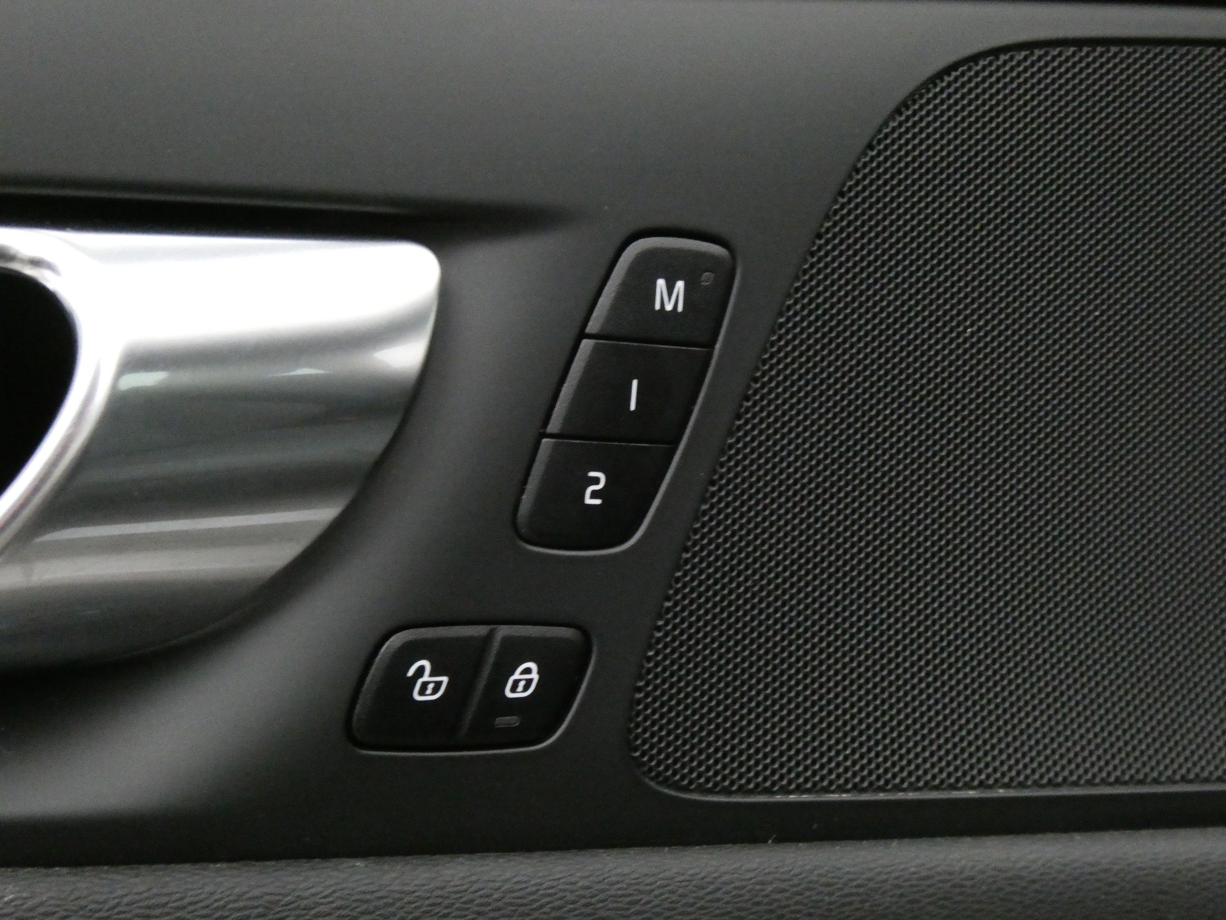 Volvo V60 Cross Country 2022