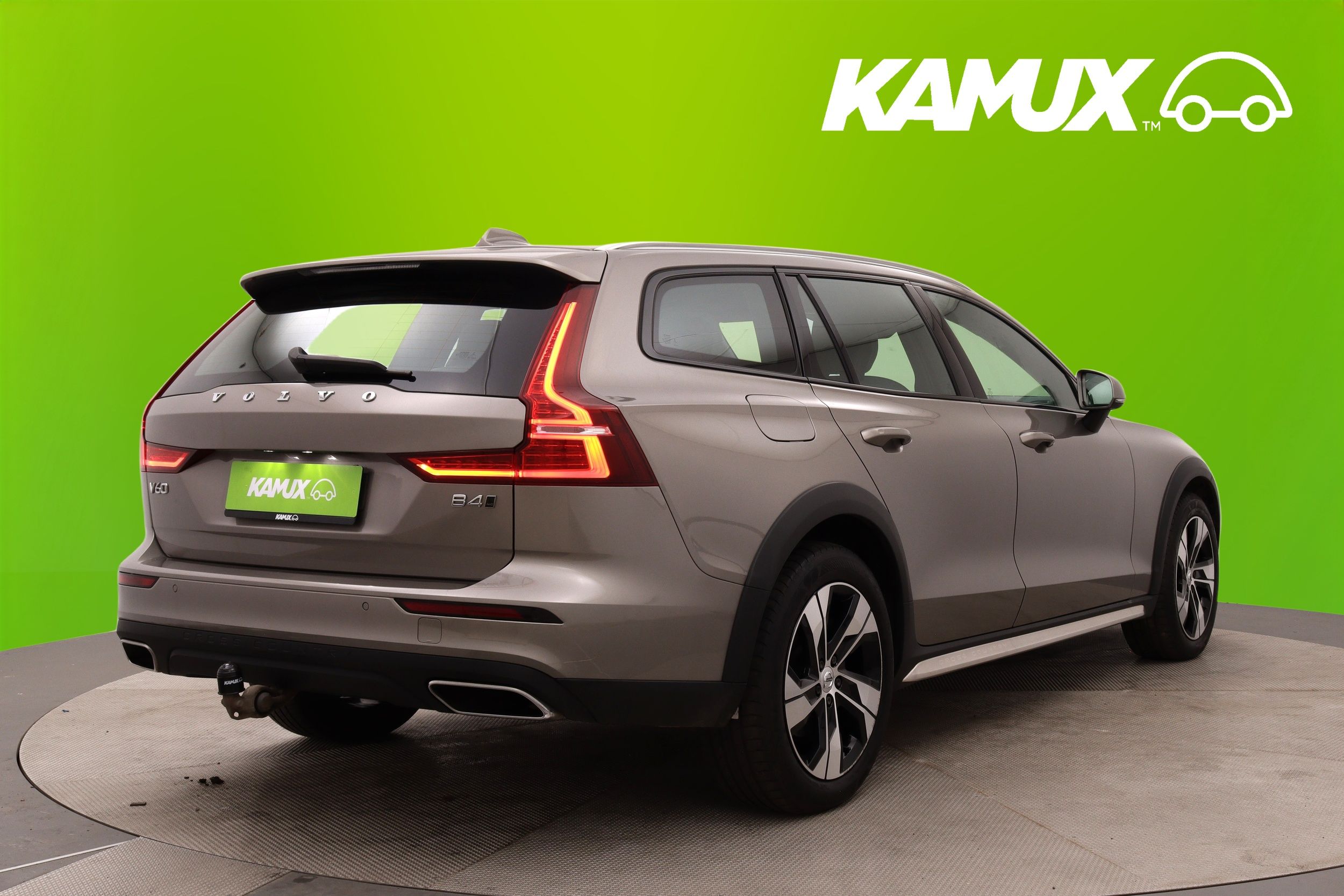 Volvo V60 Cross Country 2022