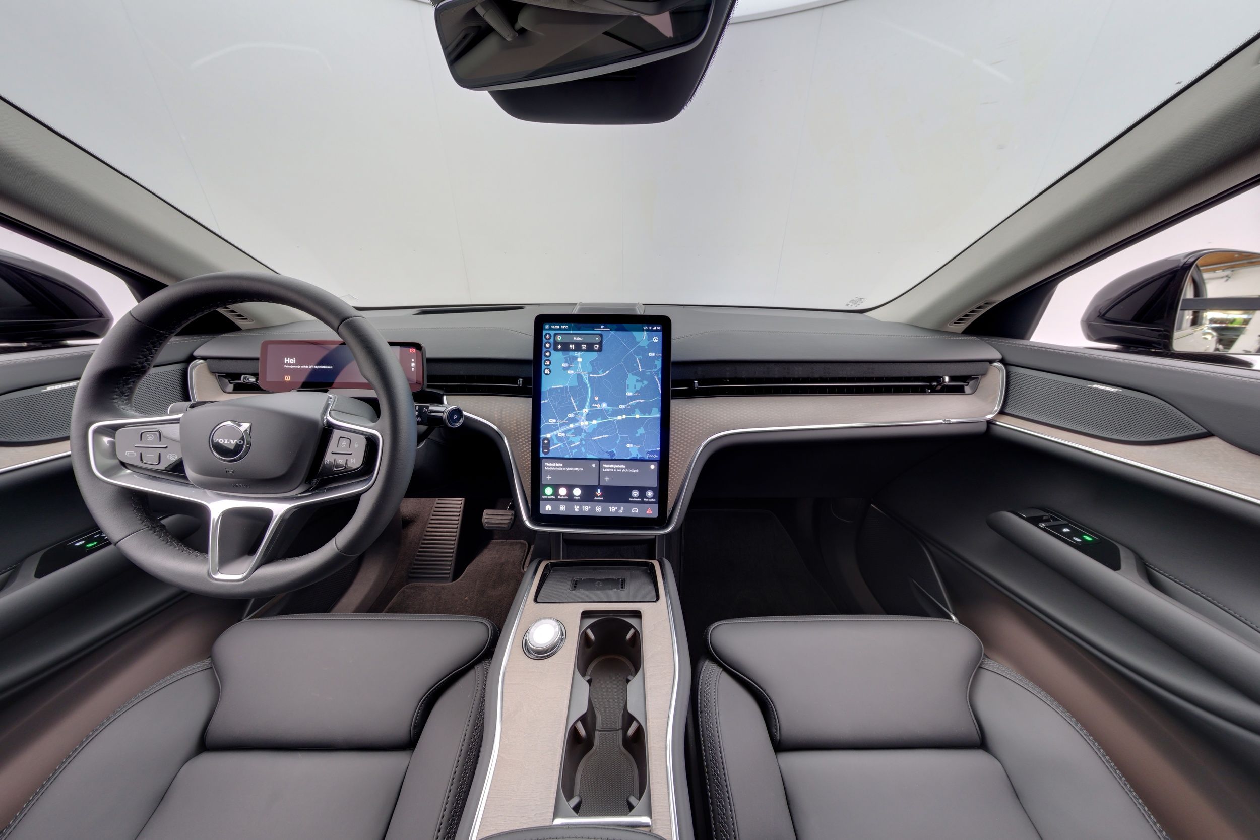 Volvo EX90 2025