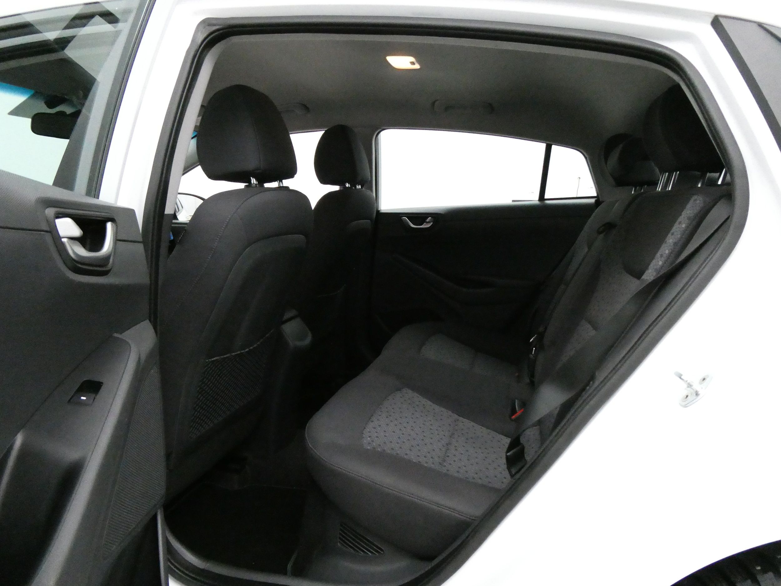 Hyundai Ioniq Plug-In 2017