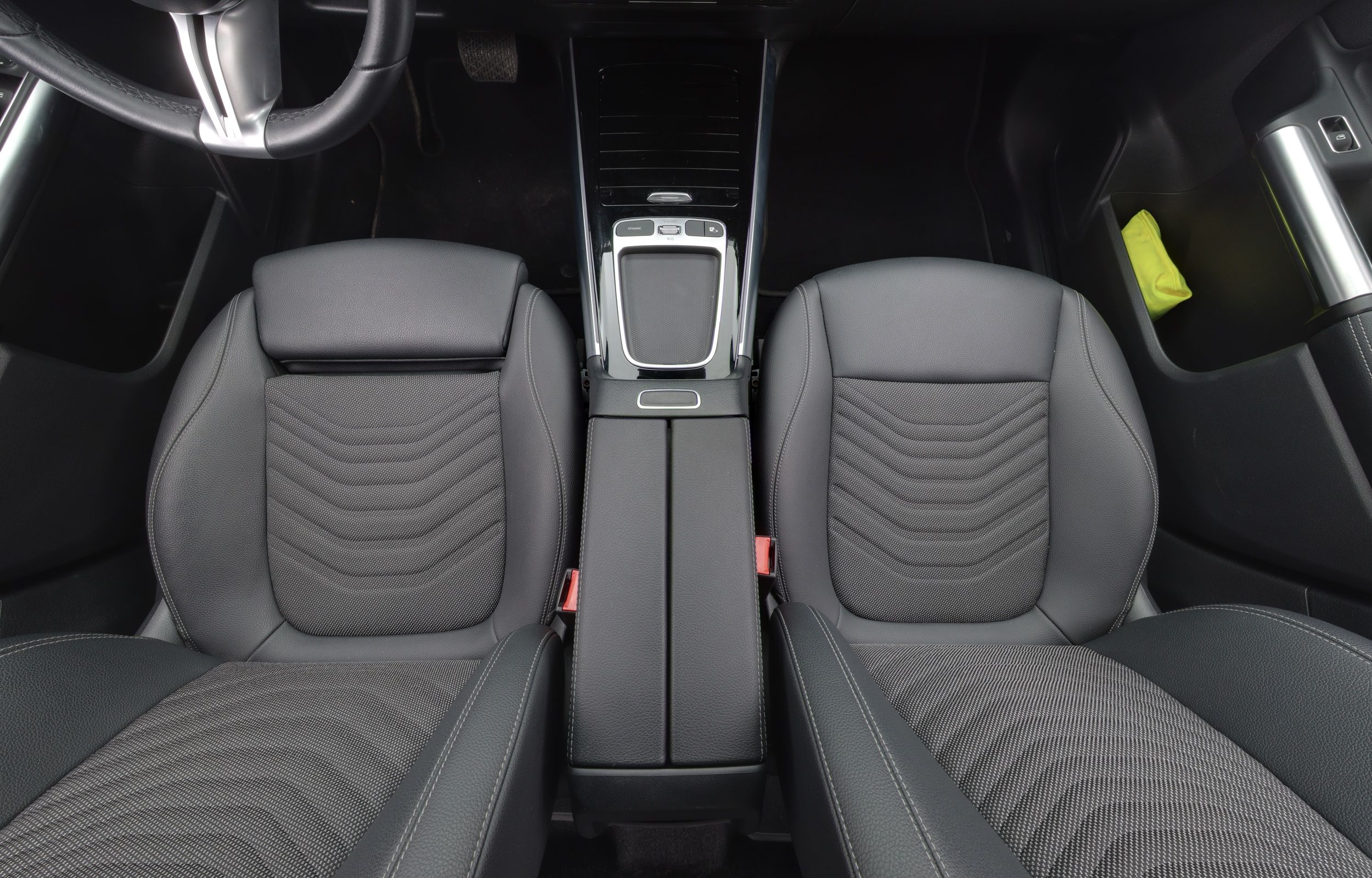 Mercedes-Benz EQA 2024