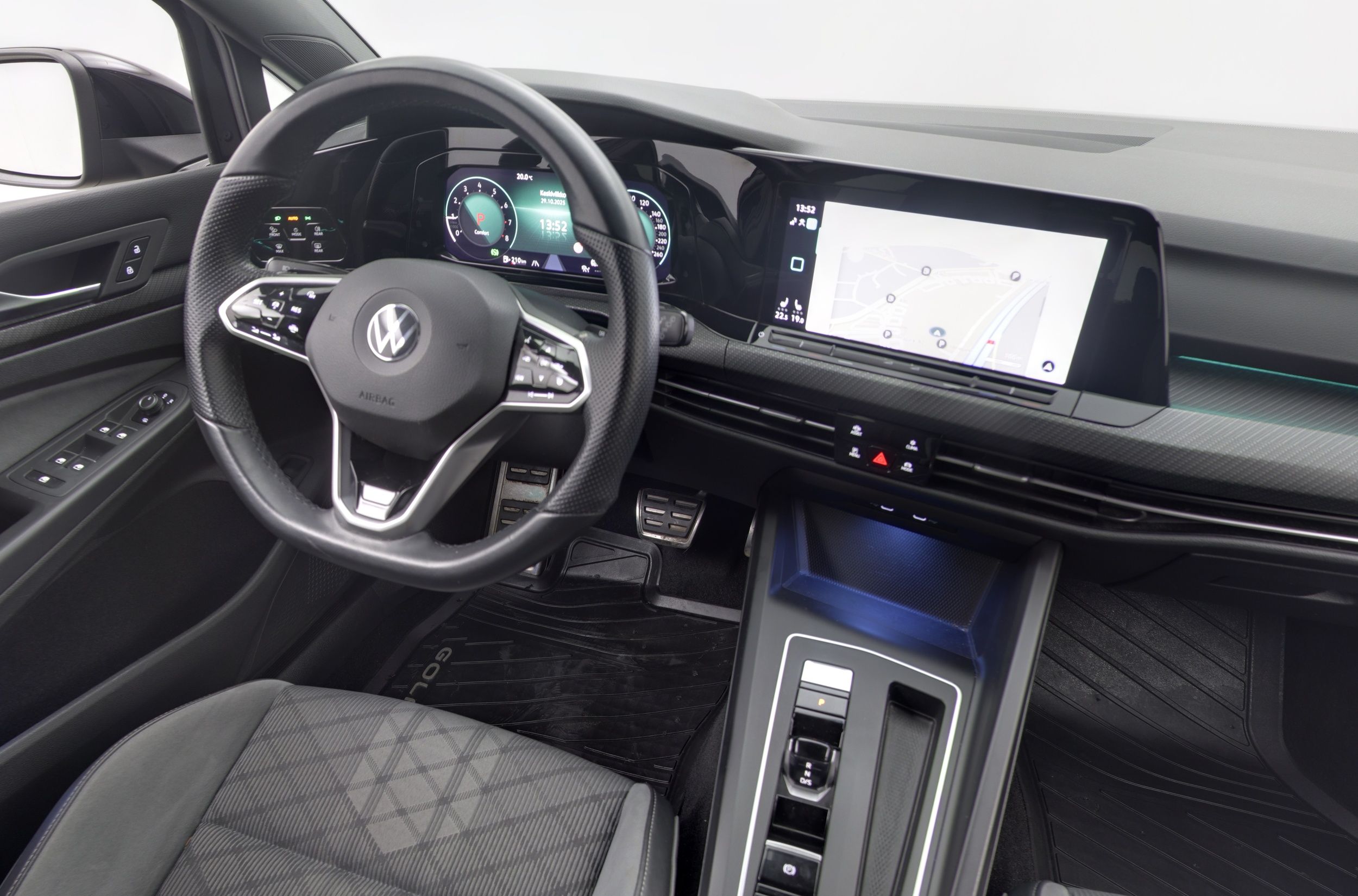 Volkswagen Golf 2021