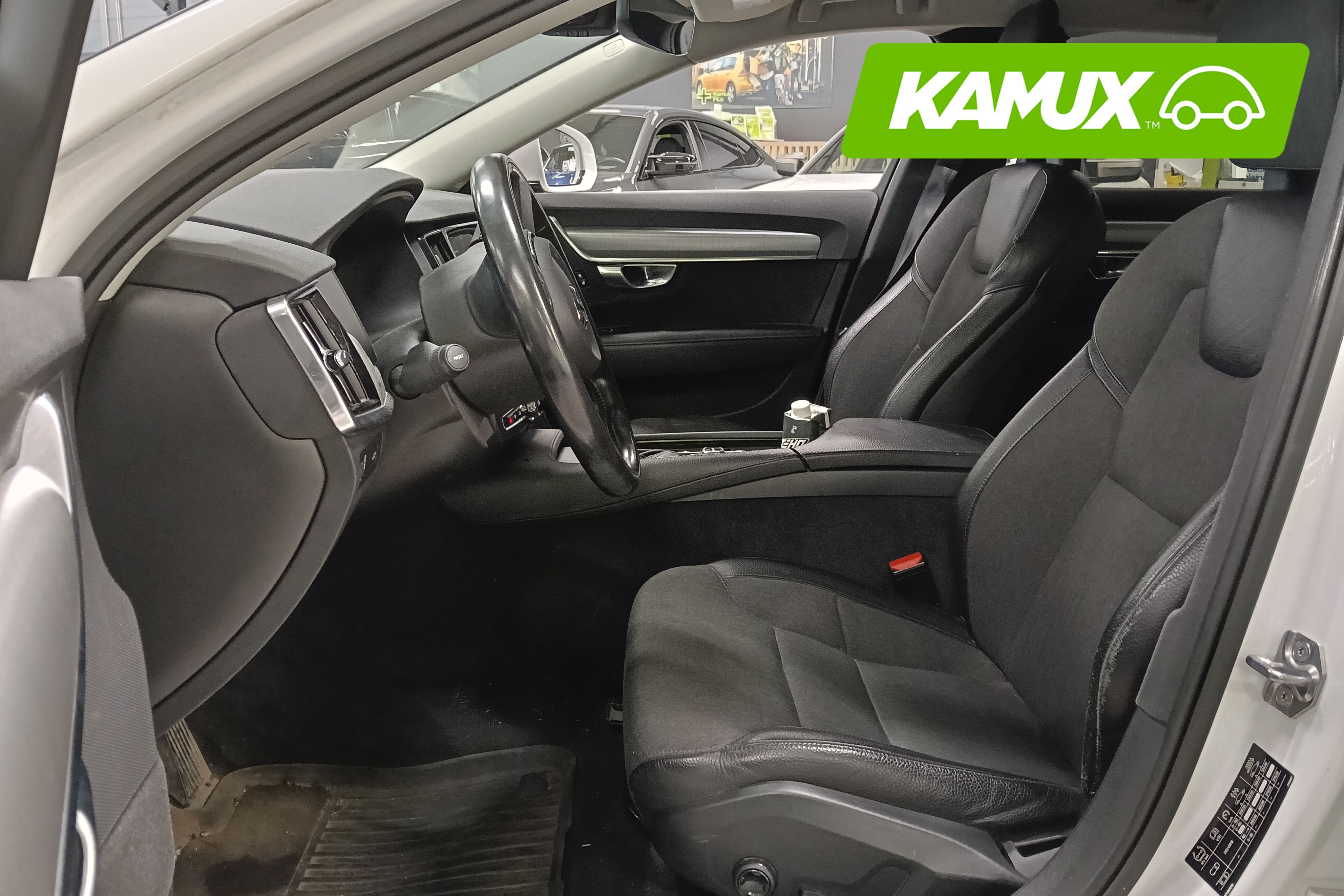 Volvo V90 2017