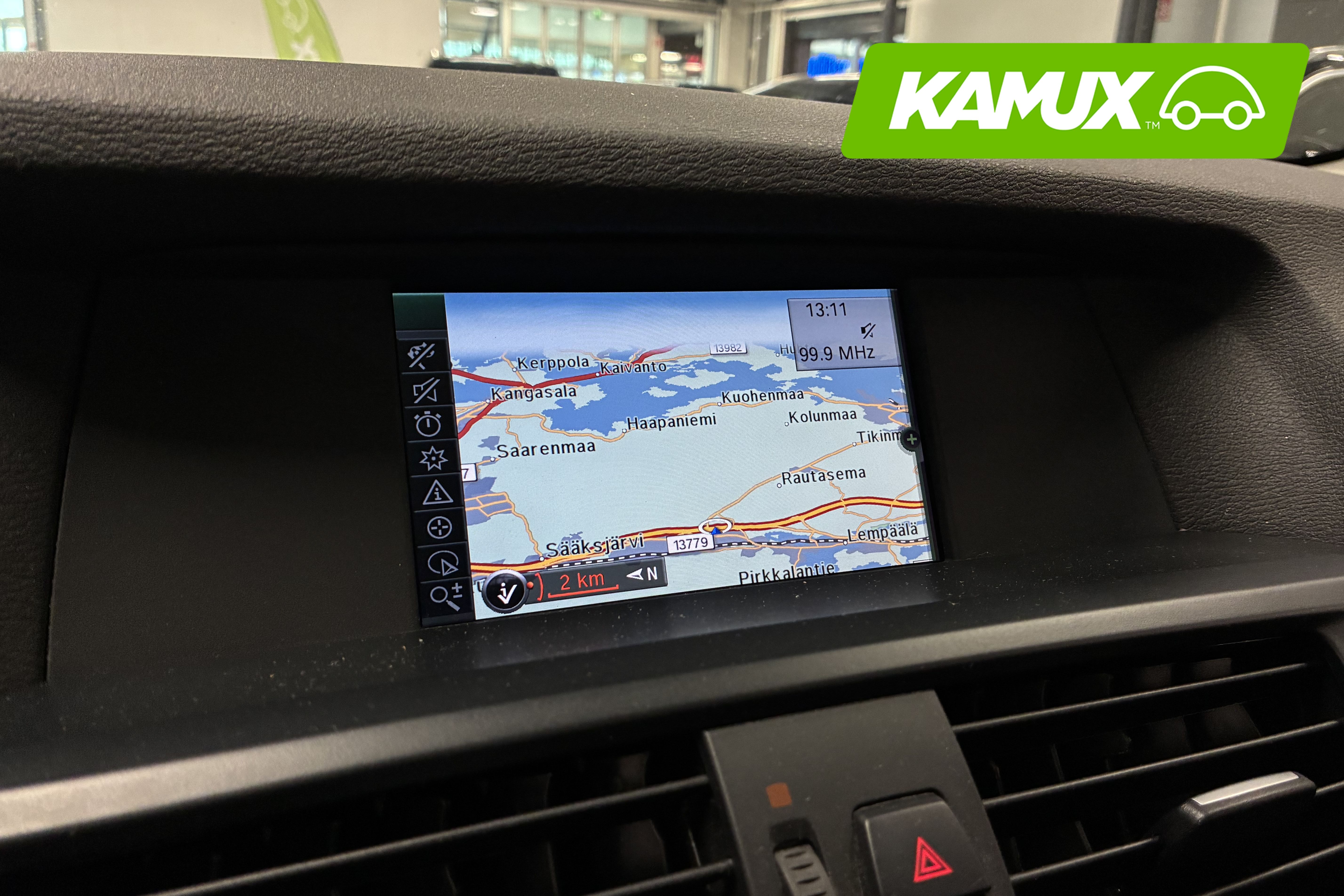BMW X3 2011