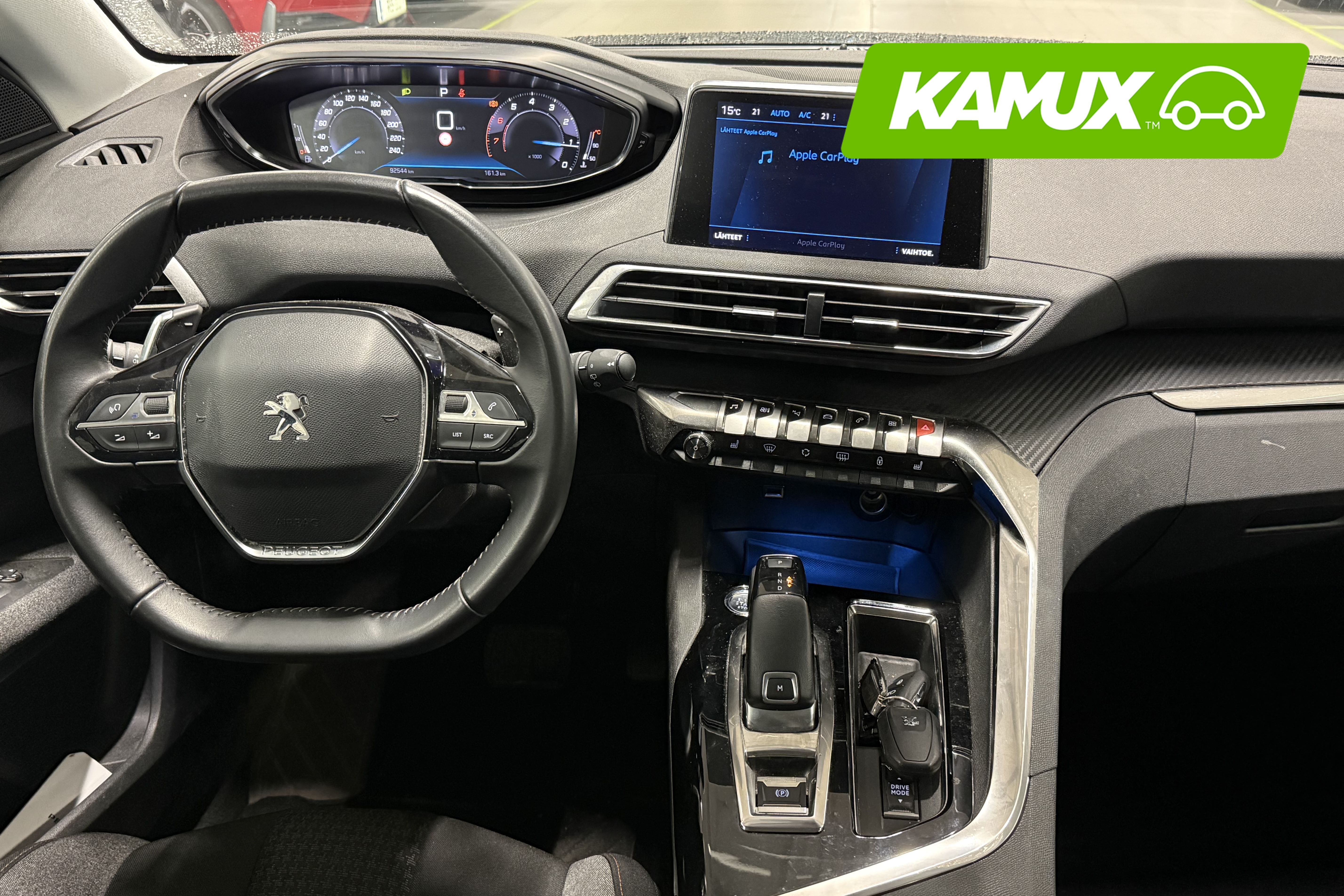 Peugeot 5008 2021