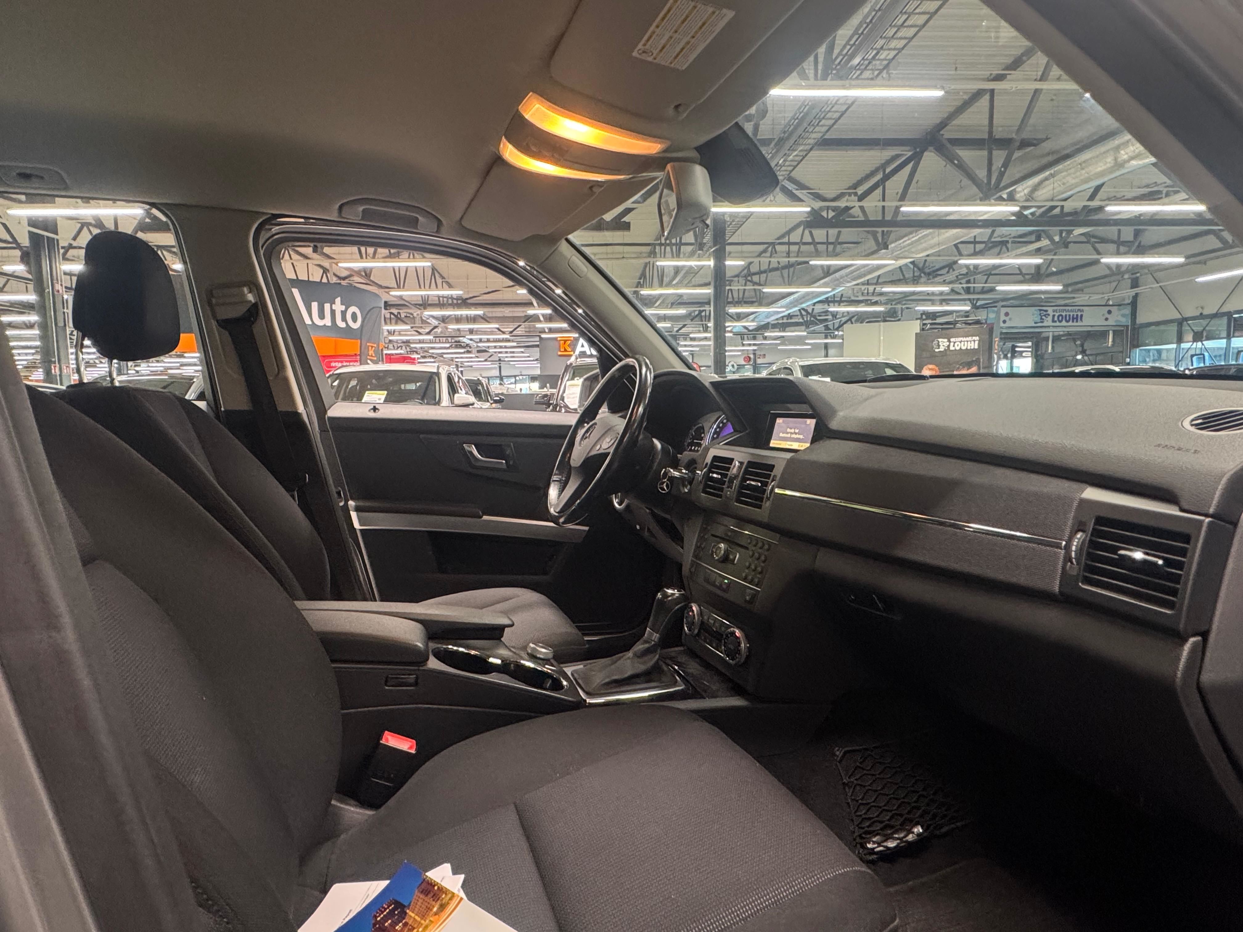 Mercedes-Benz GLK 2012