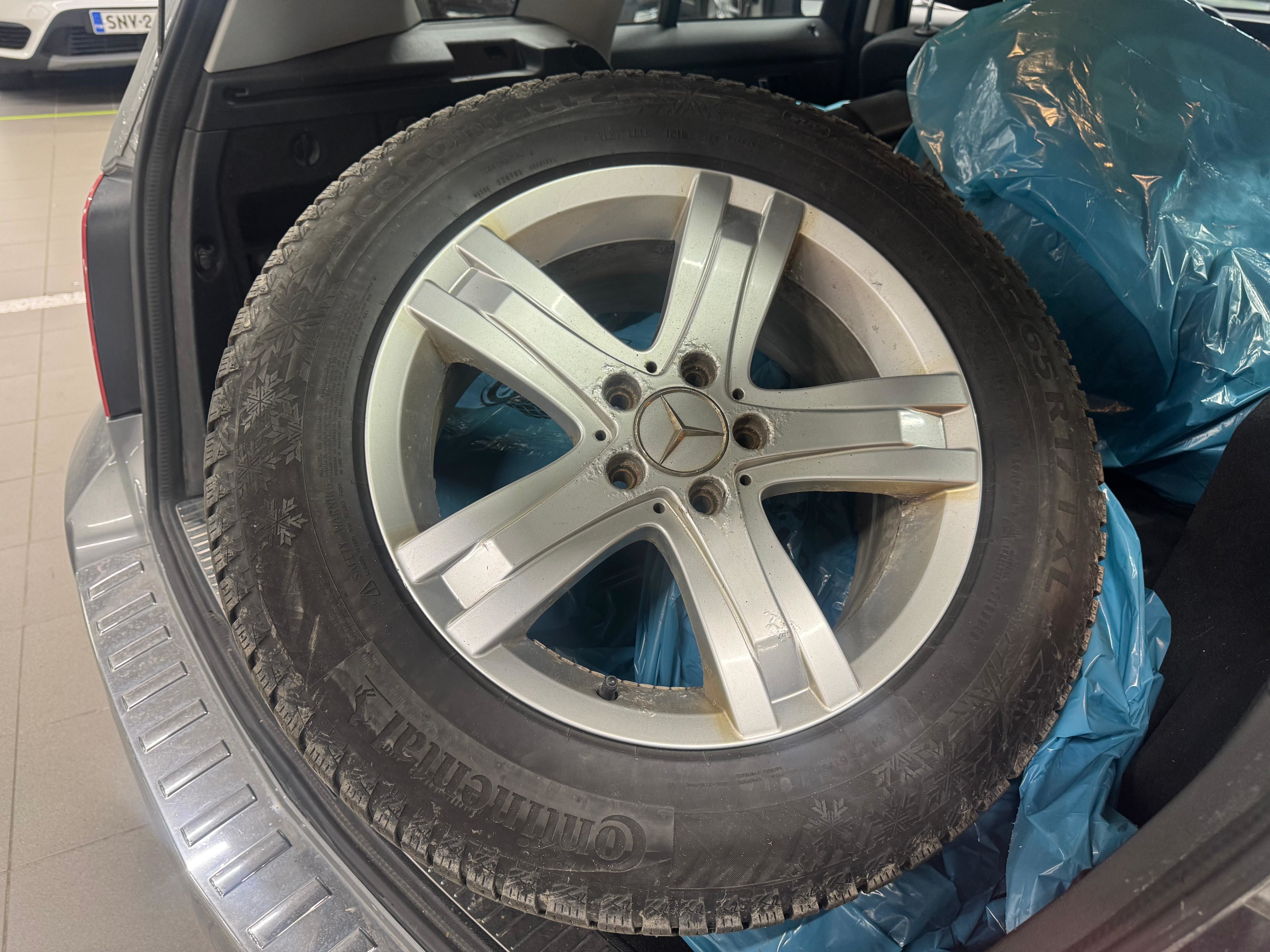 Mercedes-Benz GLK 2012