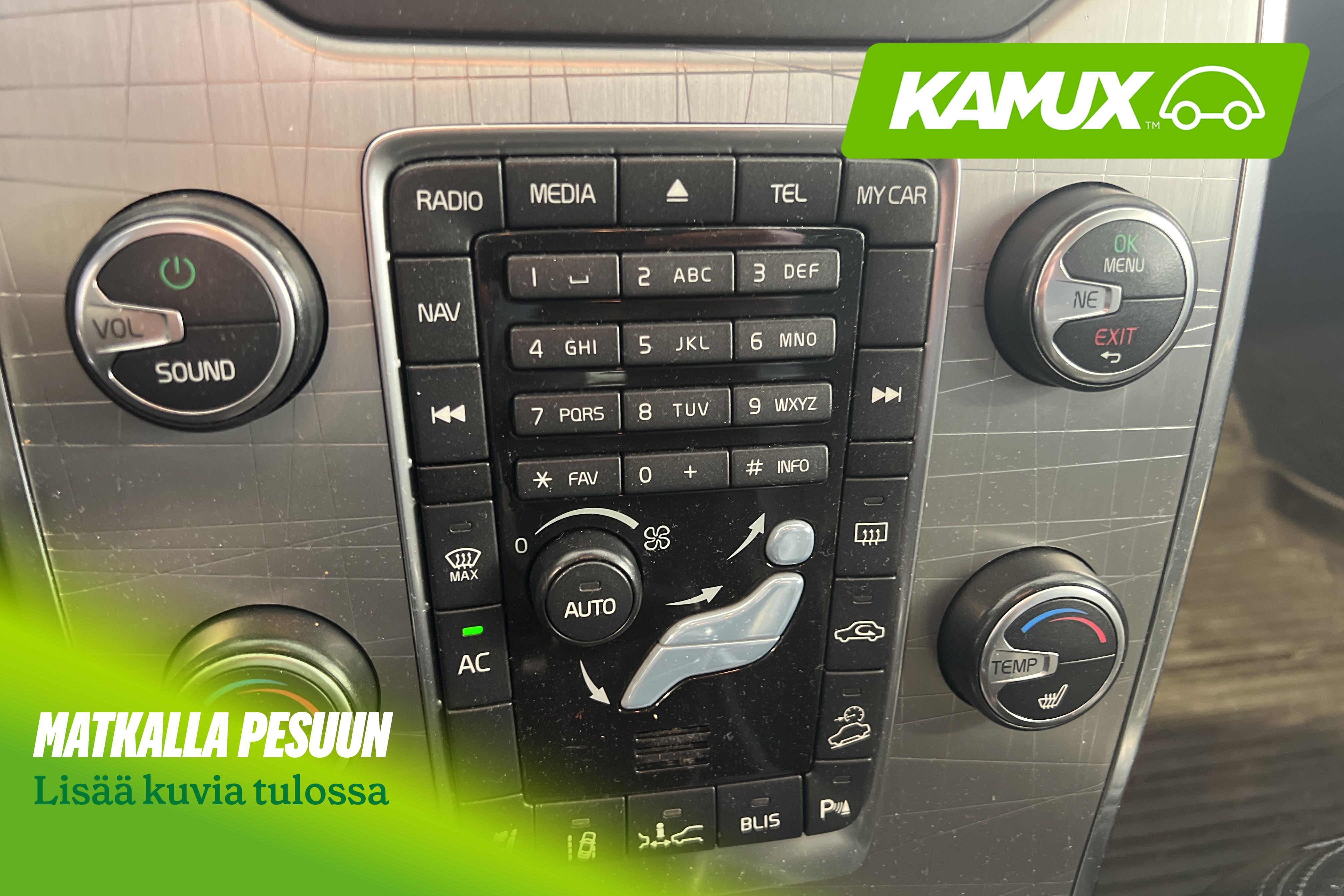 Volvo XC70 2011